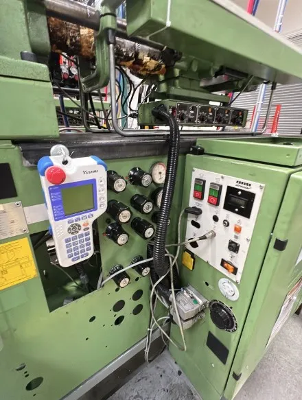 Arburg Allrounder 221-55-250 Injection Molding Machine