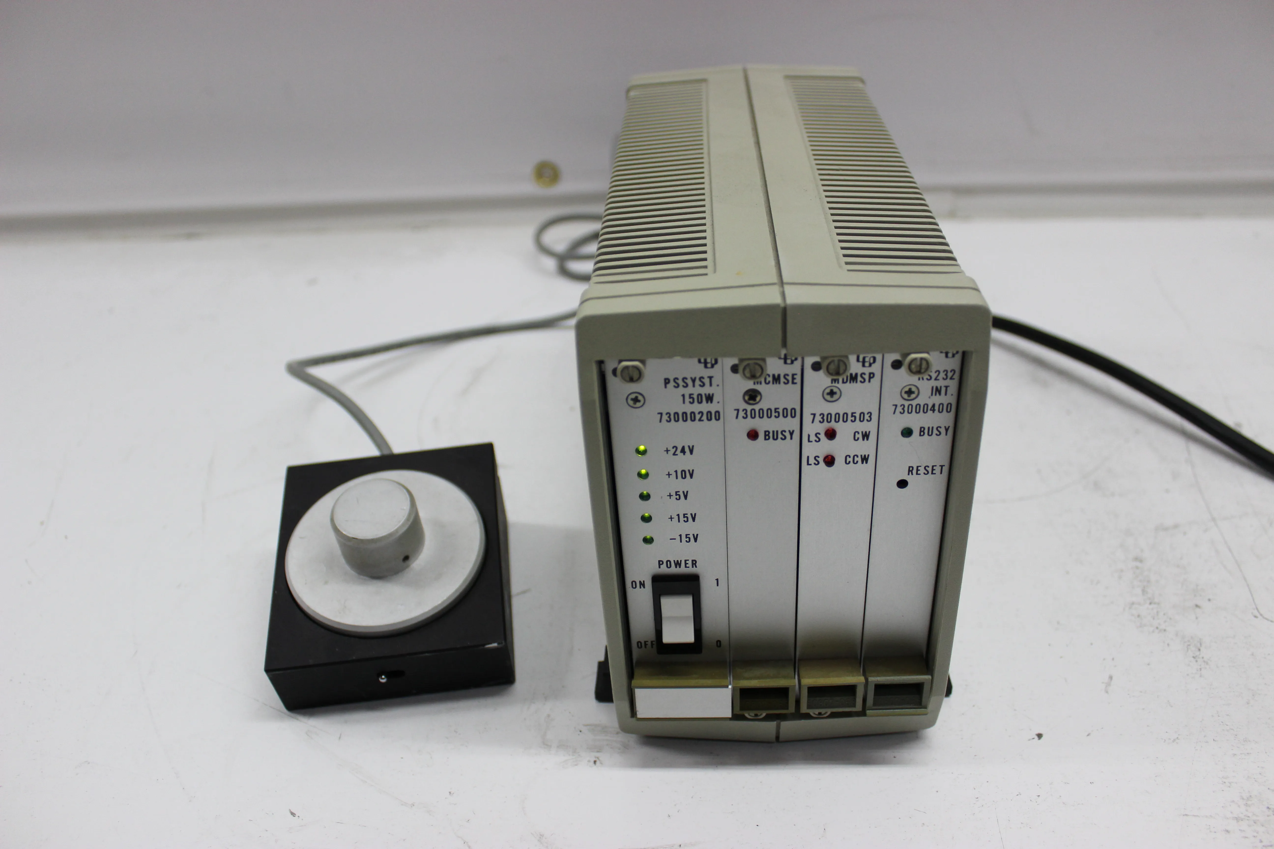 LEP Microscope Controller 4-Slot Chassis PSSYST MCMSE MDMSP RS232