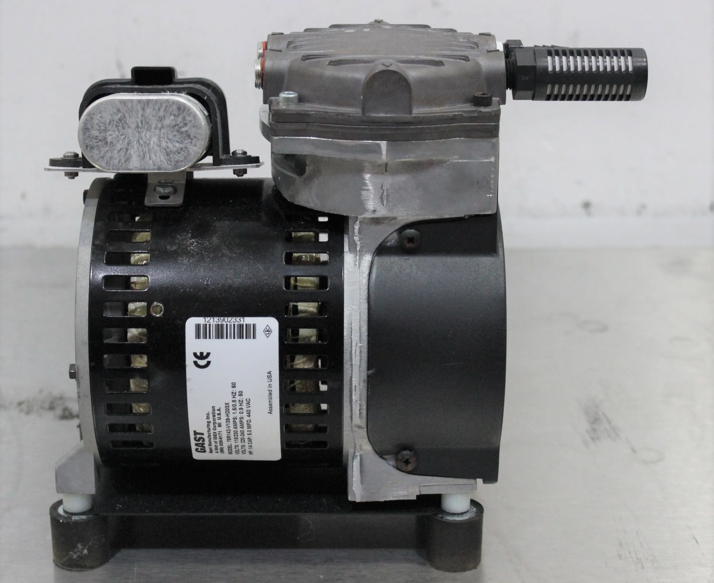 Used GAST 75R 75R142-V139-H203X Single Cylinder Oil-Free Vacuum Pump