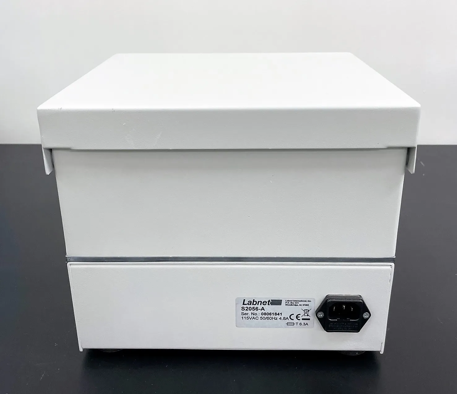 Labnet Vortemp 56 S2056-A Incubator Shaker with Microplate Platform