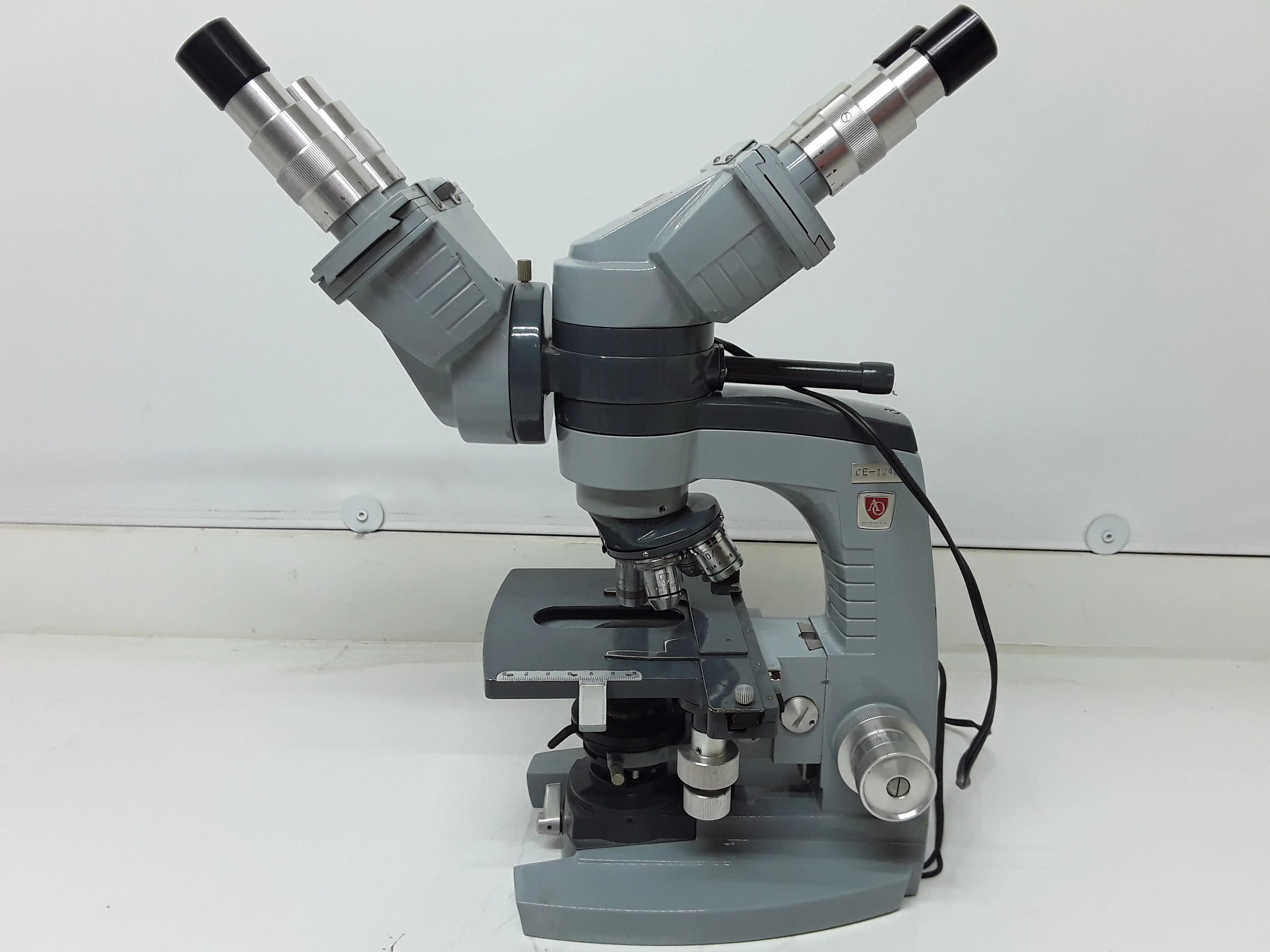 American Optical Spencer 1036 Microscope