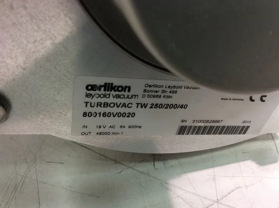 Oerlikon Leybold Vacuum Turbovac TW 250/200/40 Pump