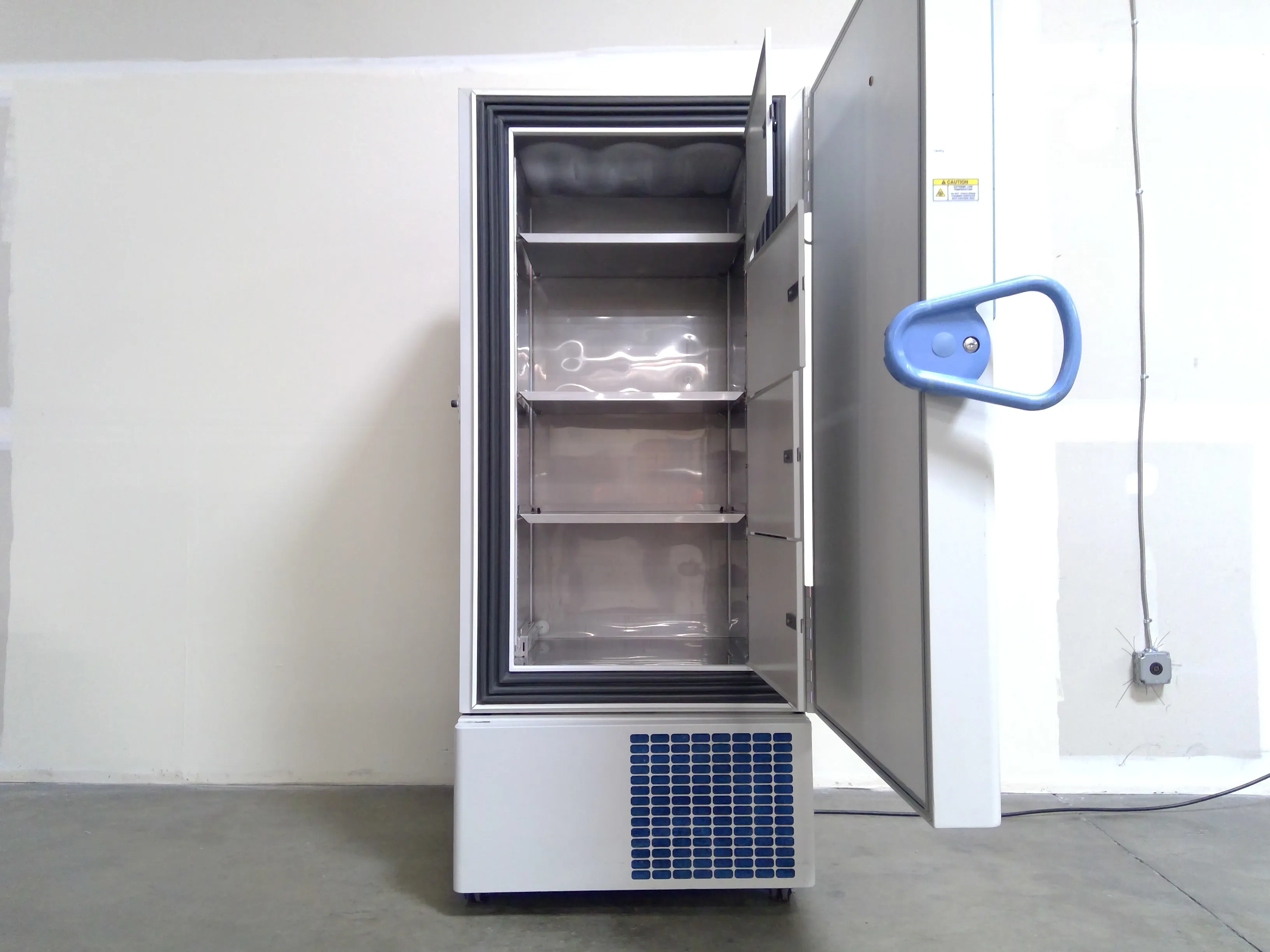 Thermo Scientific -80 Freezer Model 903 Ultra Low Freezer, 30-Day Warranty, Preowned