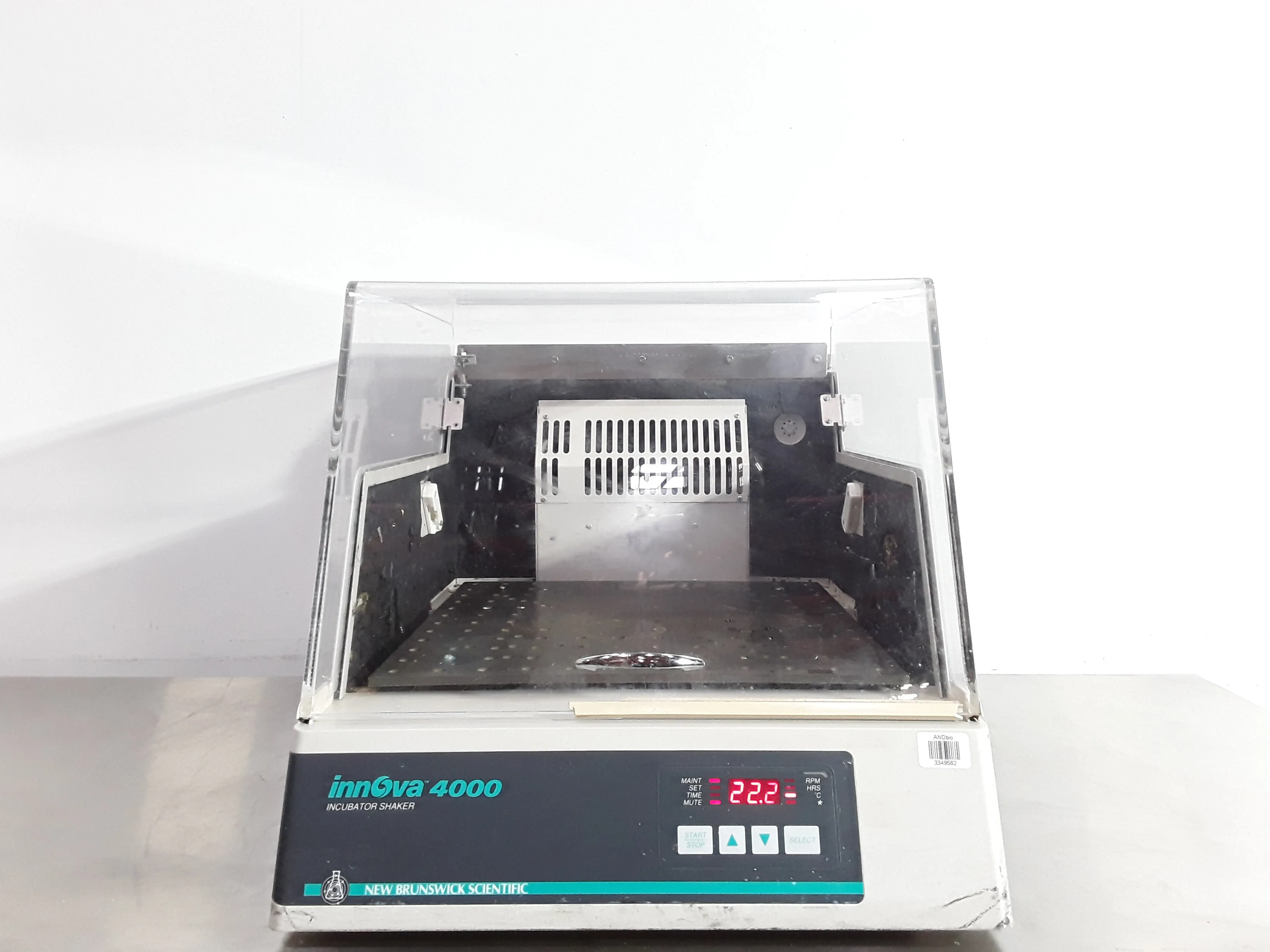 Innova 4000 Incubator Shaker