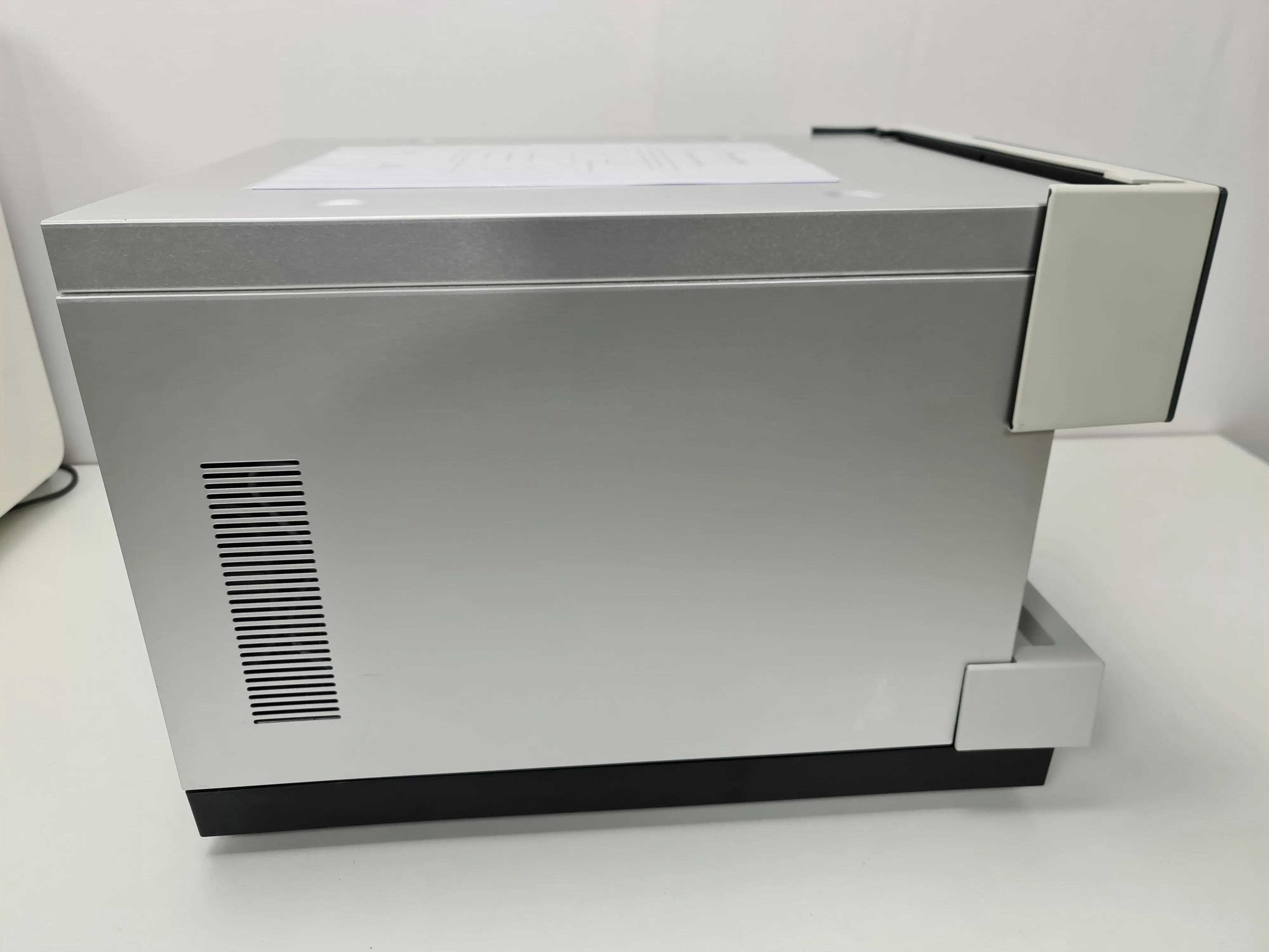 Thermo Scientific Dionex UltiMate Standard Well Plate Autosampler WPS-3000TSL Analytical