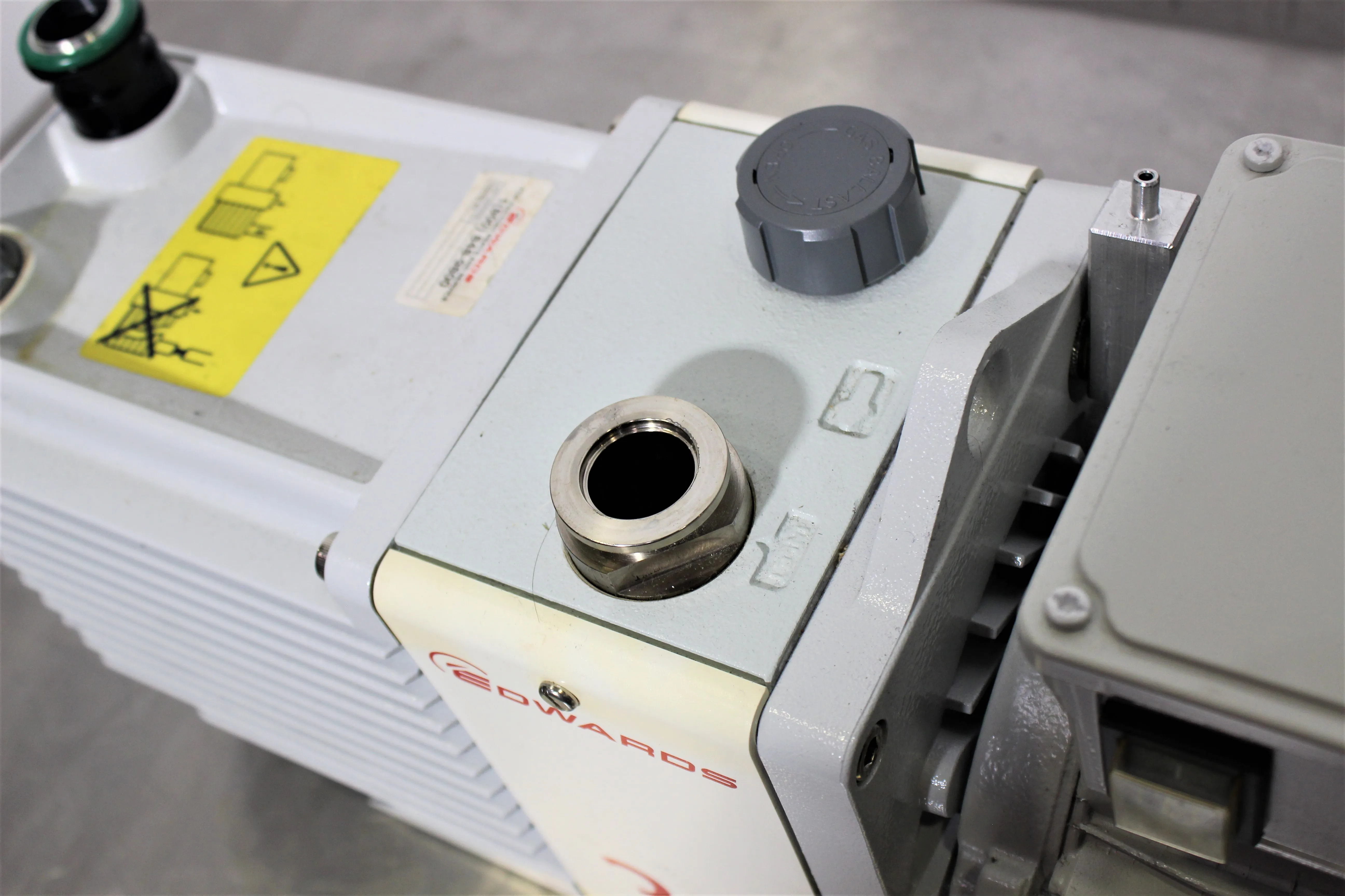 Edwards A374-15-903 E2M30 Mechanical Vacuum Pump