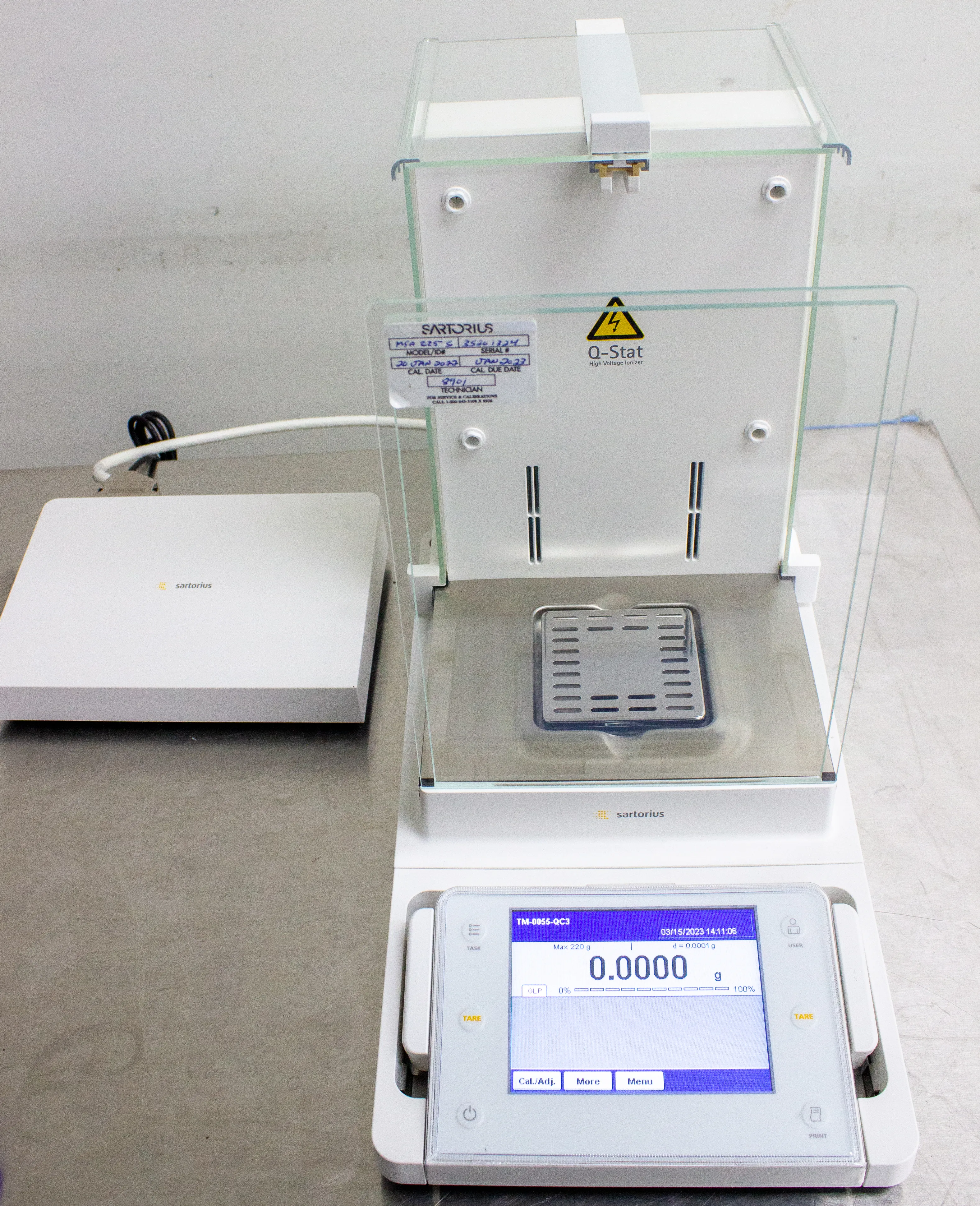 Sartorius Cubis Semi-Micro Balance w/ MSA Display & Draft Shield MSA225S-100-DI