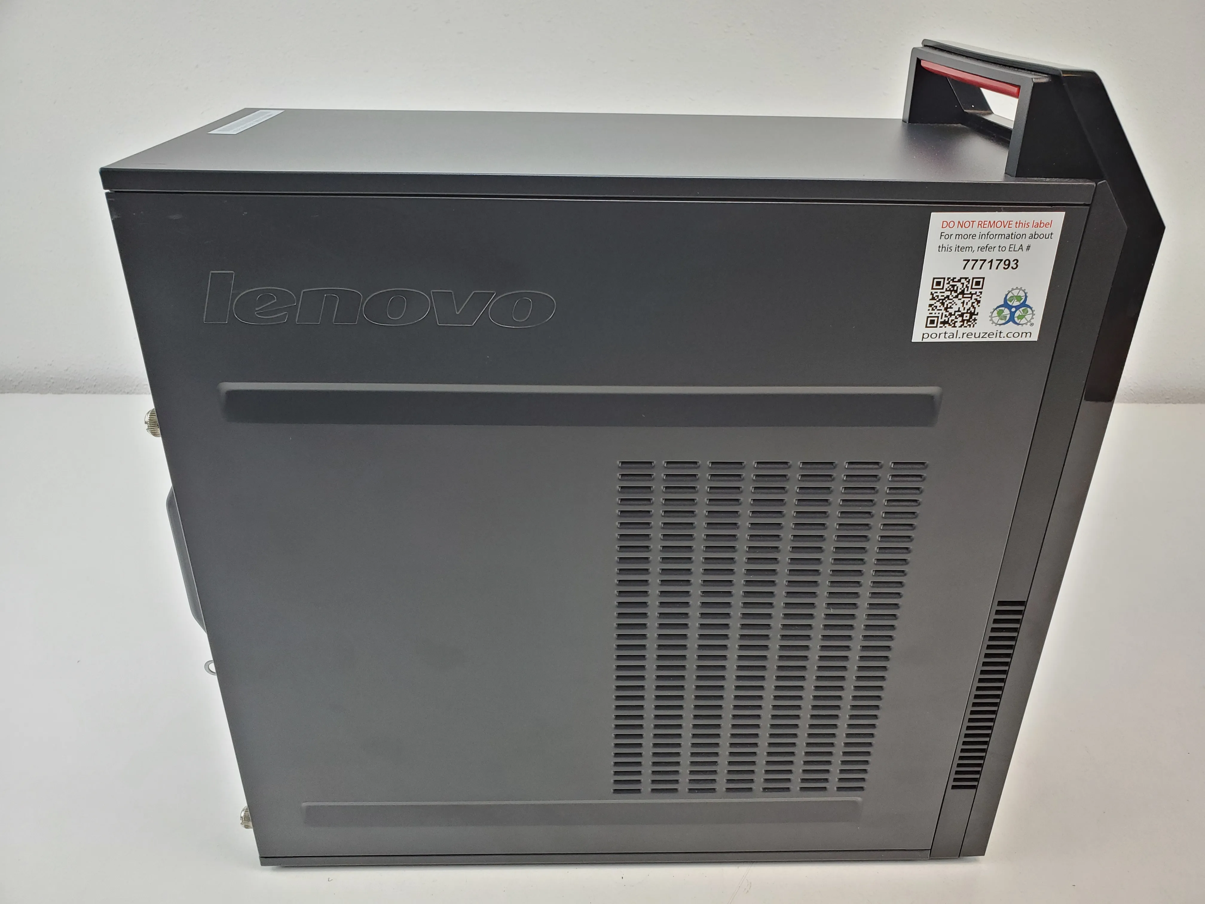 Lenovo ThinkCentre A70 L7G Mainframe Computer