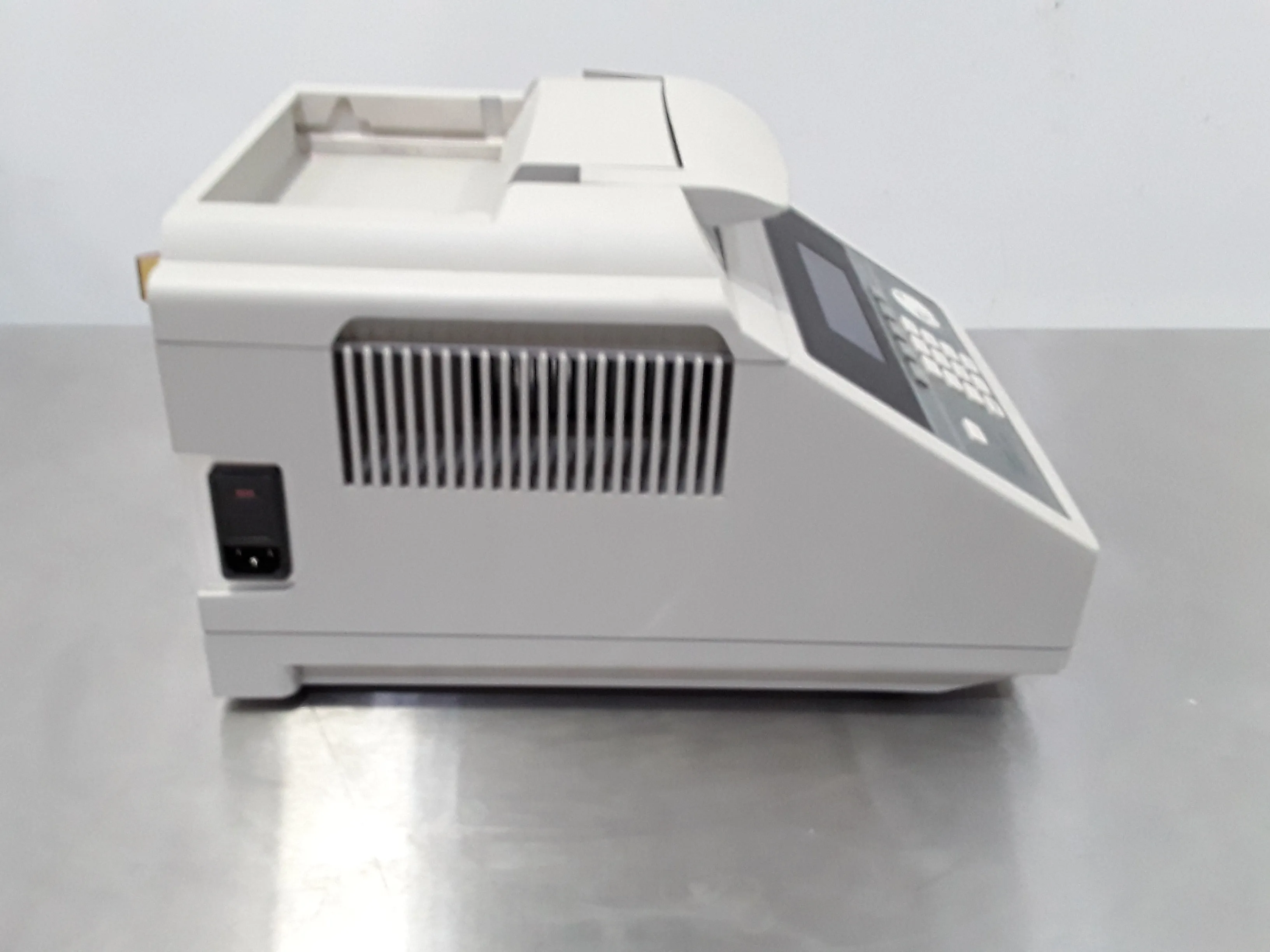 Applied Biosystems 9700 PCR Thermal Cycler