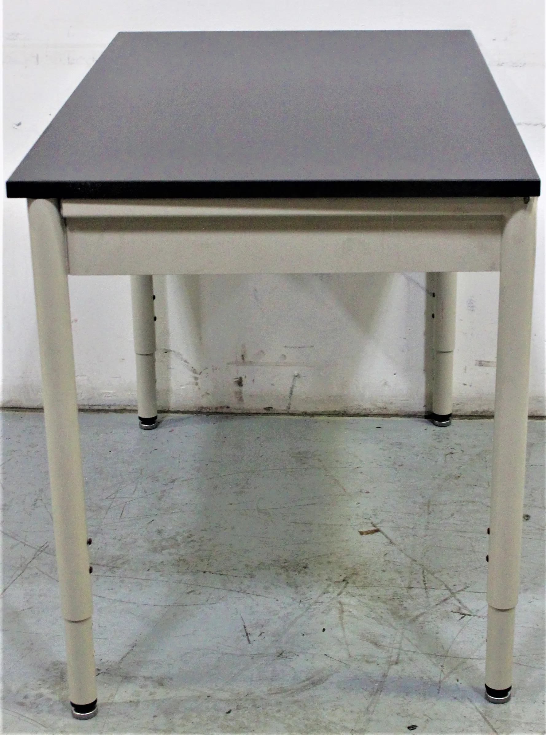 Thermo Scientific 30x48 Post Table Frame