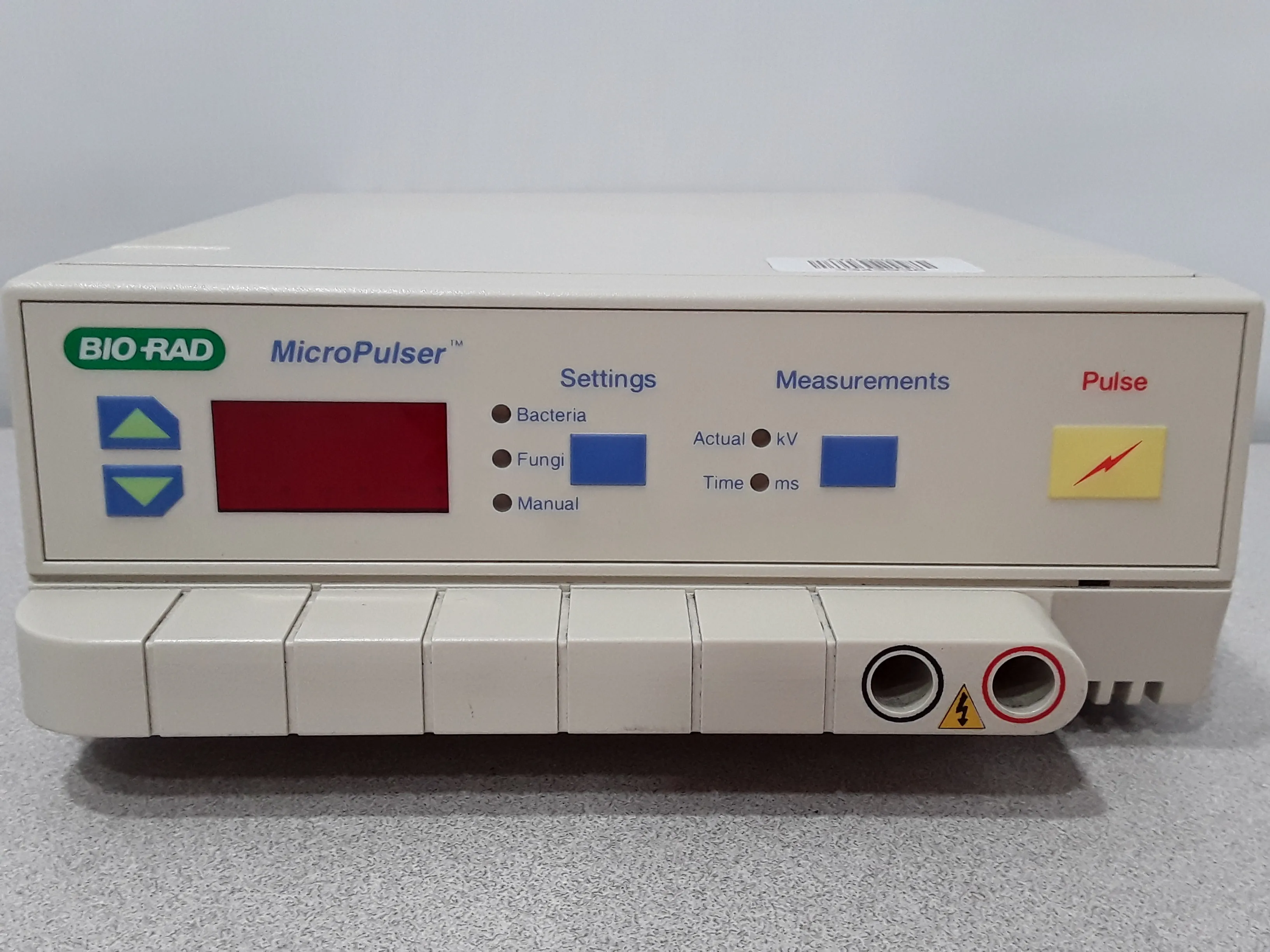 BIO-RAD MicroPulser Electroporation Apparatus