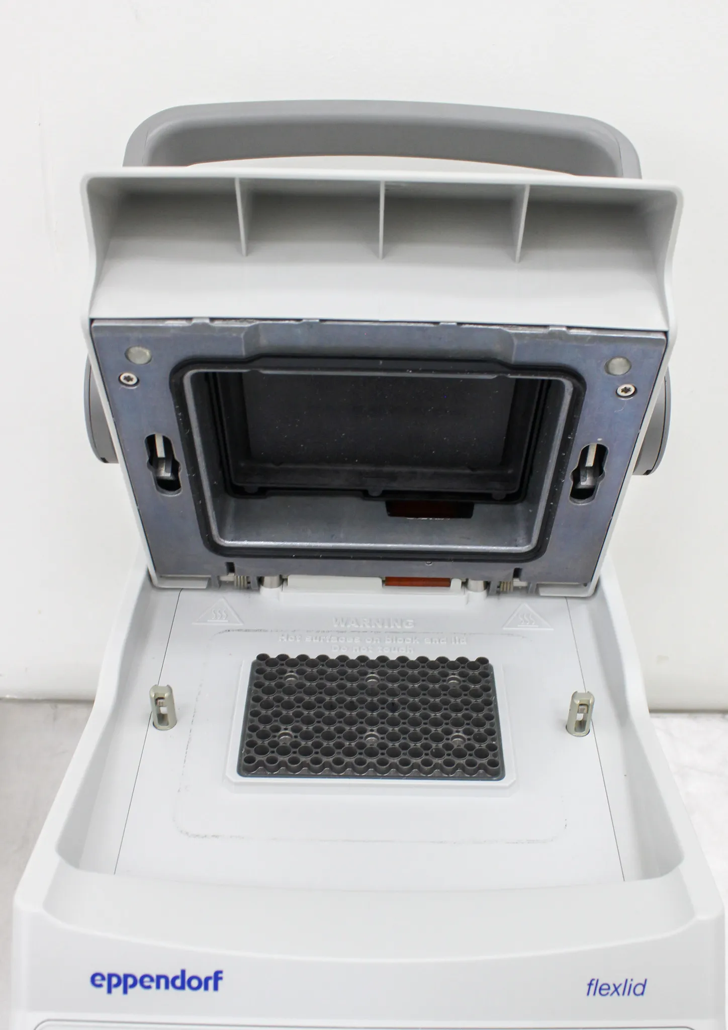 Eppendorf AG Flexlid Mastercycler nexus PCR Thermal Cycler 6333