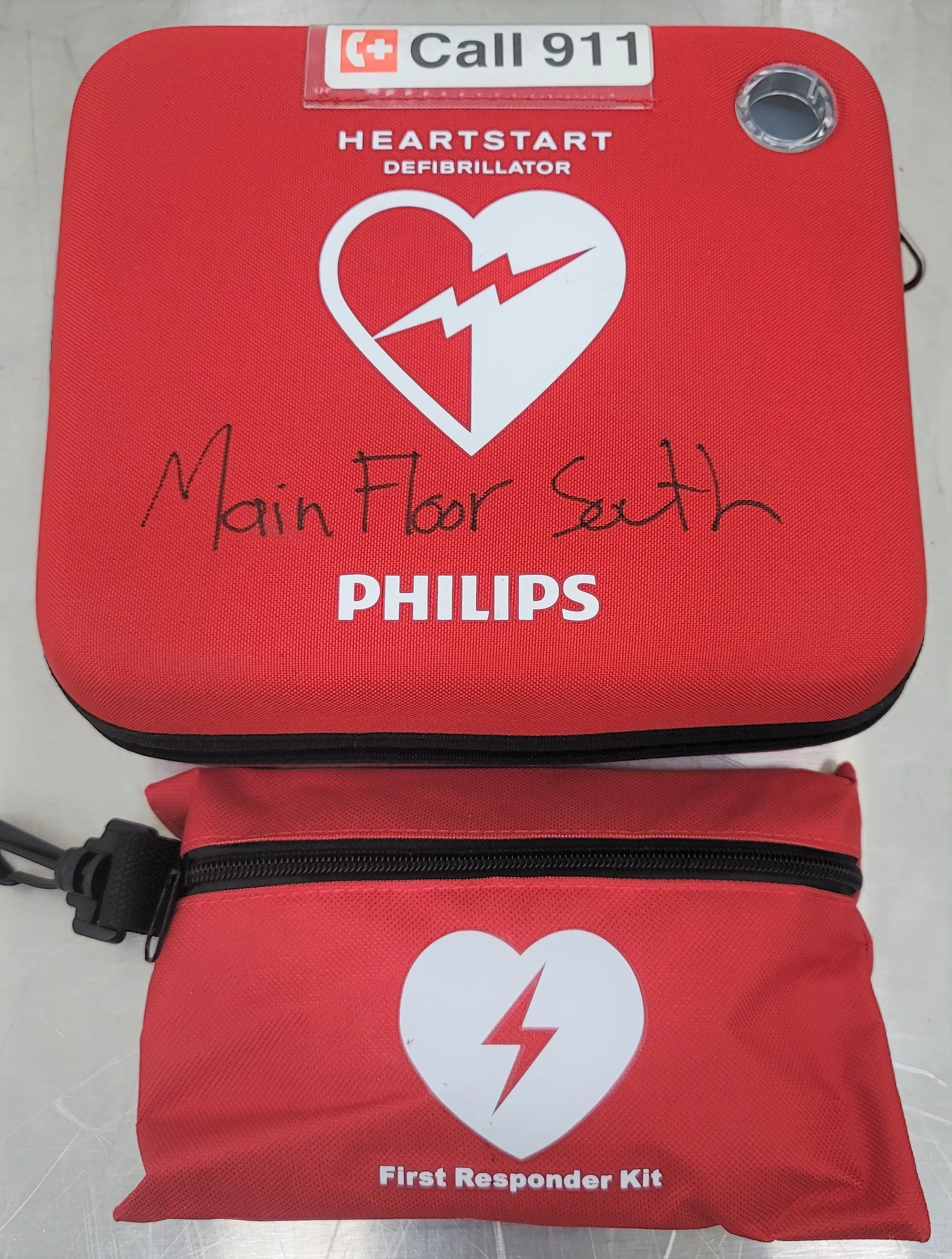 Philips HeartStart OnSite AED Defibrillator with 30-Day Warranty