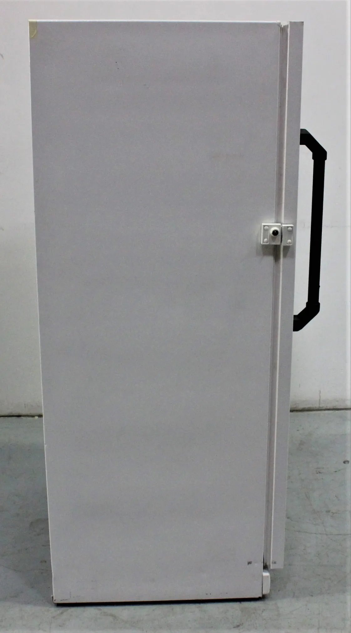 LabRepco FUTURA Silver Series Solid Door Refrigerator LABH-17-SD Used