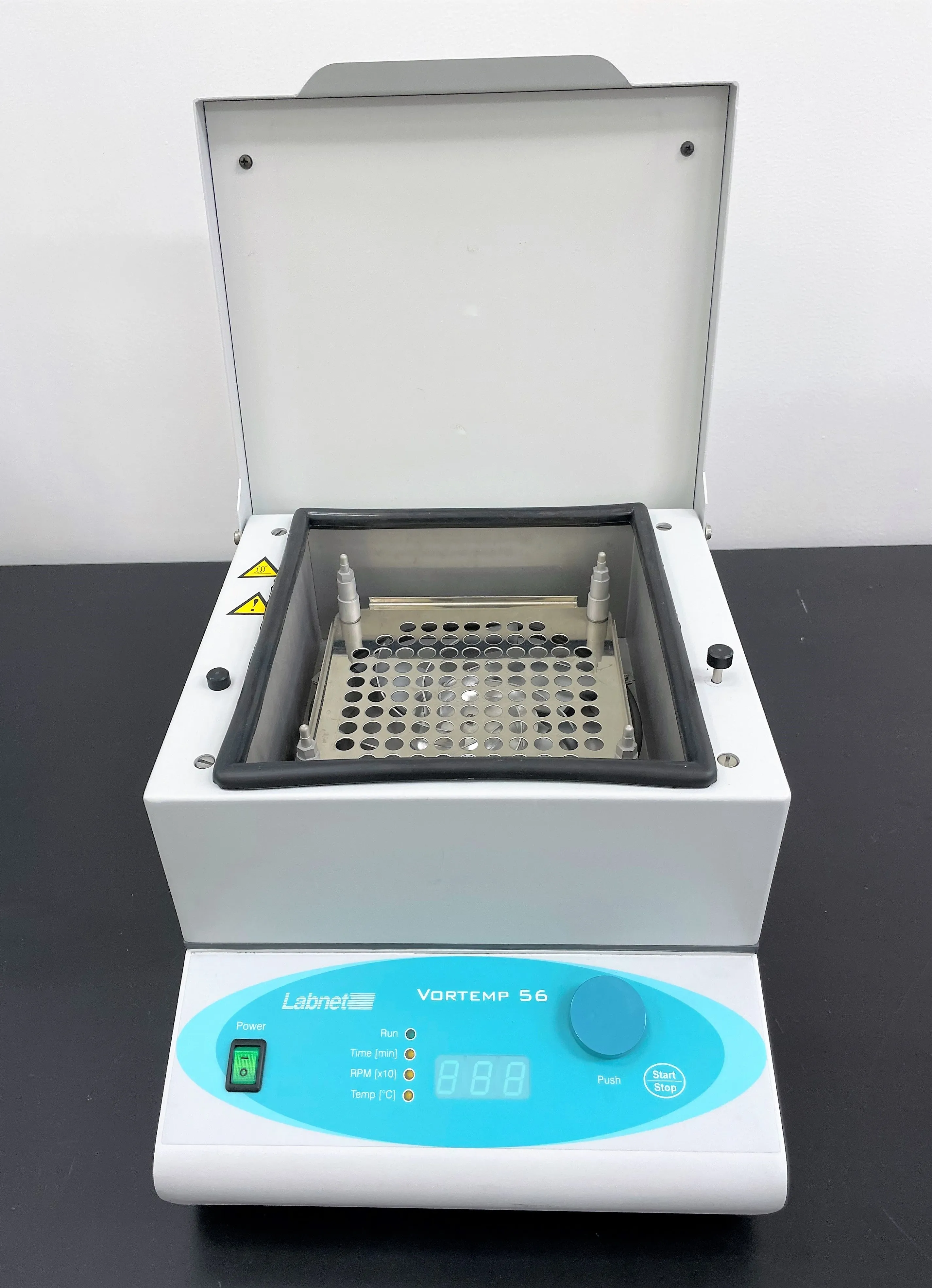 Labnet Vortemp 56 S2056-A Incubator Shaker with Microplate Platform