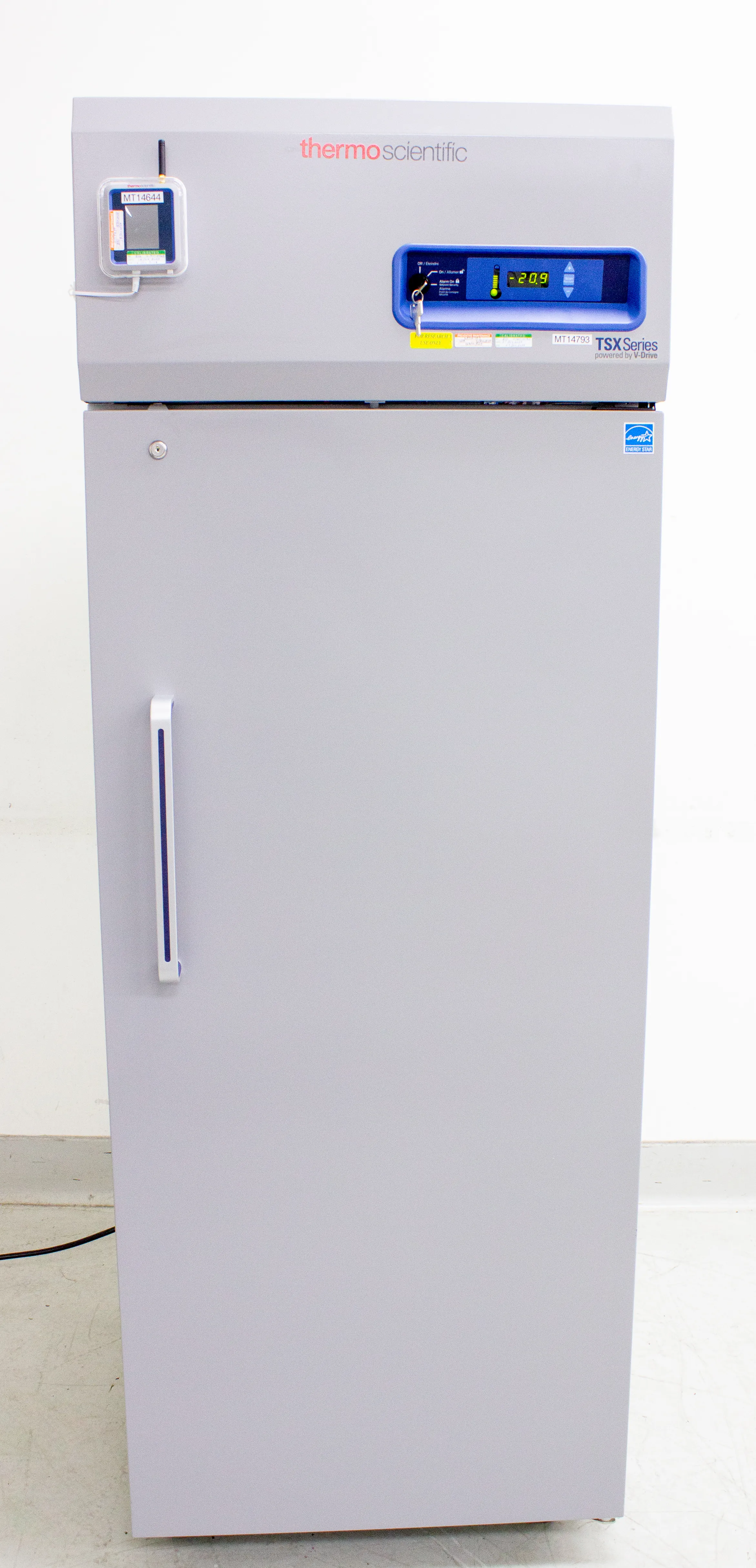 Thermo Scientific TSX2320FA High Performance -20C Manual Defrost Lab Freezer