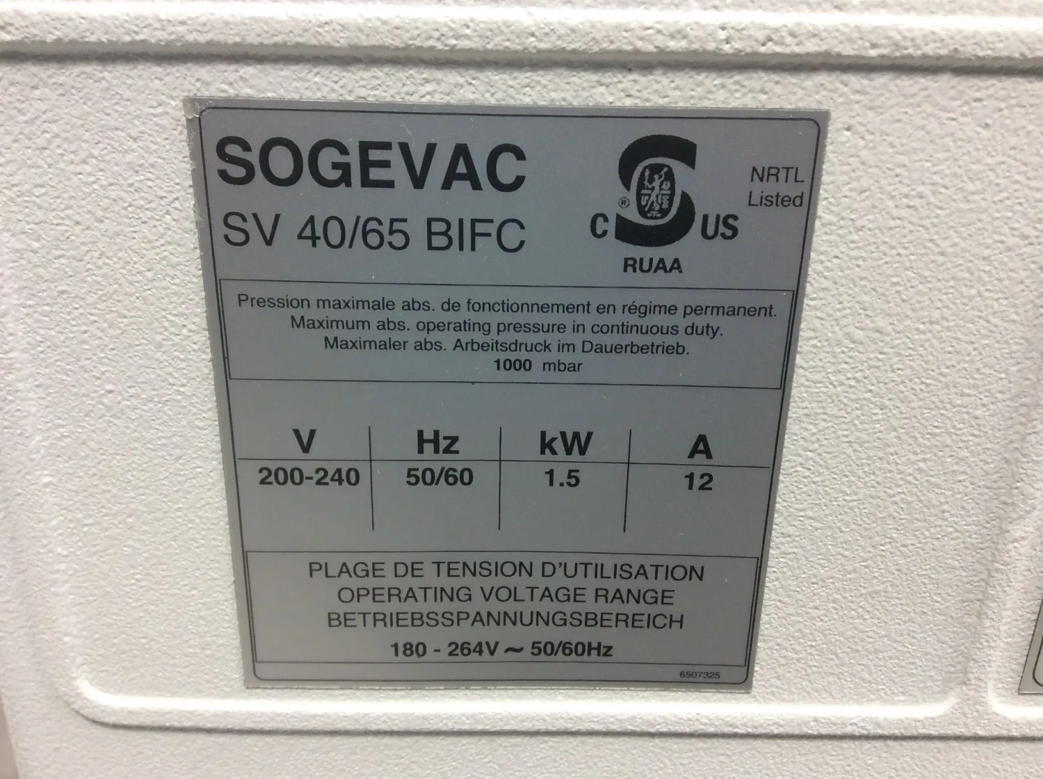 Sogevac SV65 BI FC Vacuum Pump Single Stage Oil Sealed Rotary Vane Vacuum Pump 1.1 Torr