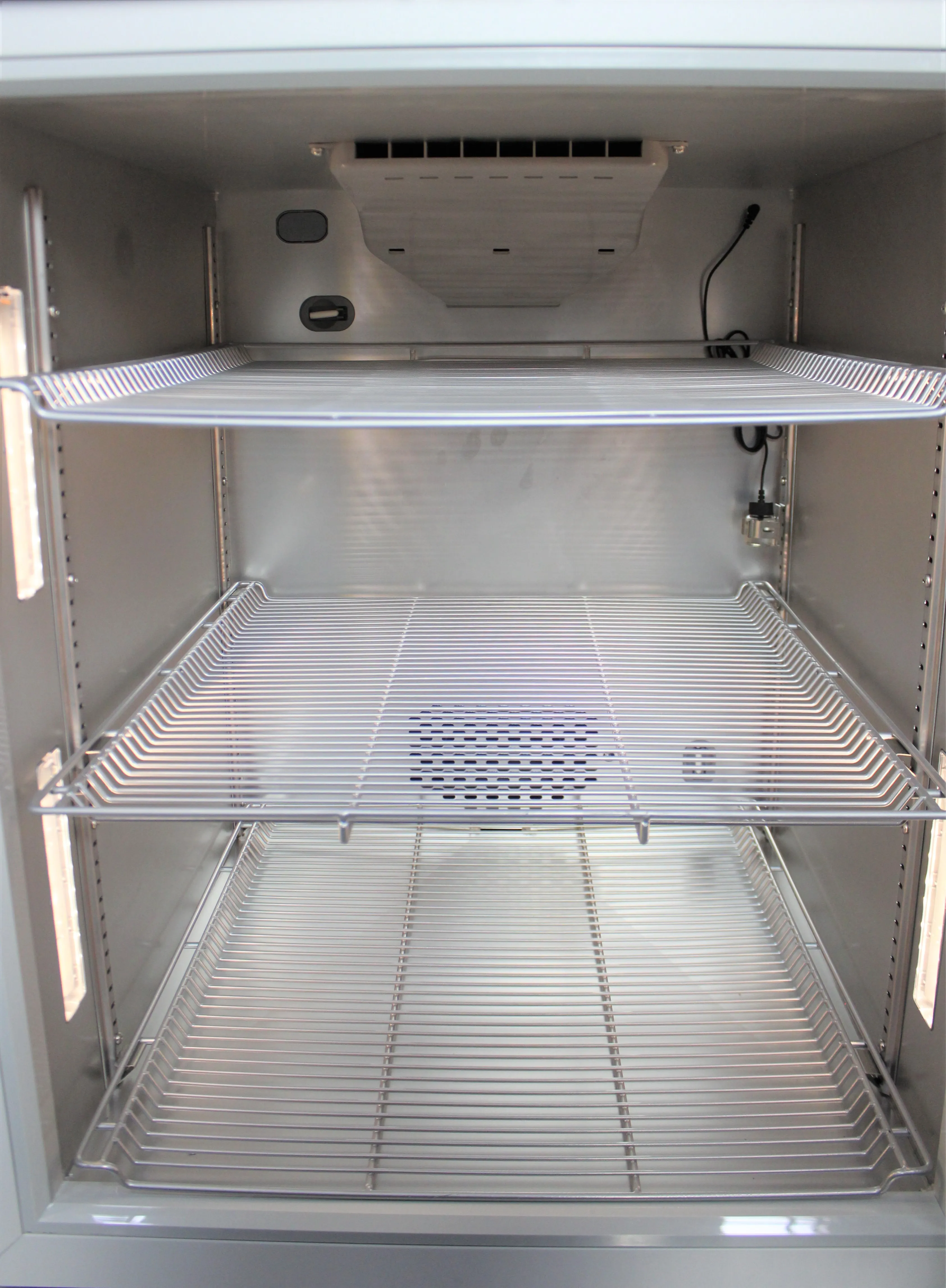 Thermo Scientific TSX Series Undercounter Lab Refrigerator