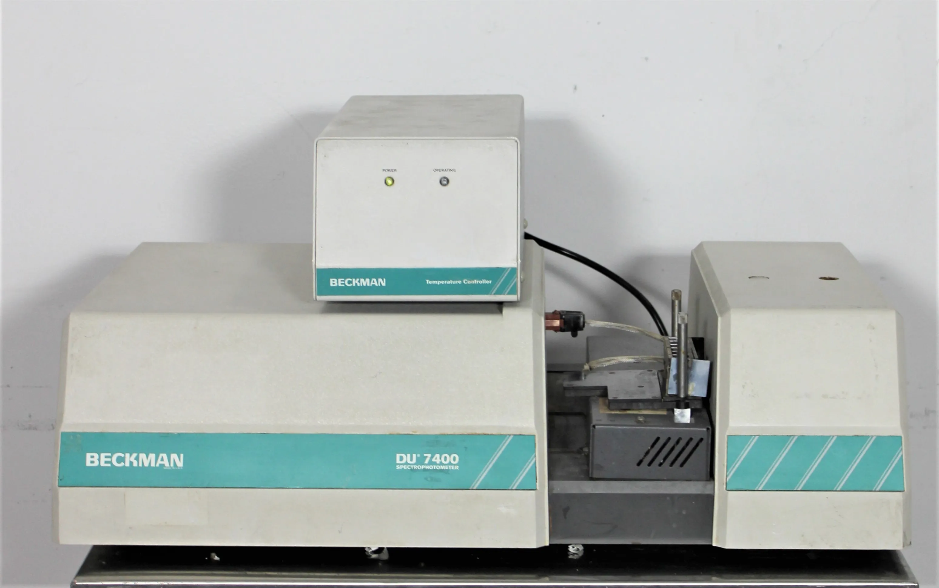 Beckman DU 7000 Series Spectrophotometer with Temperature Controller