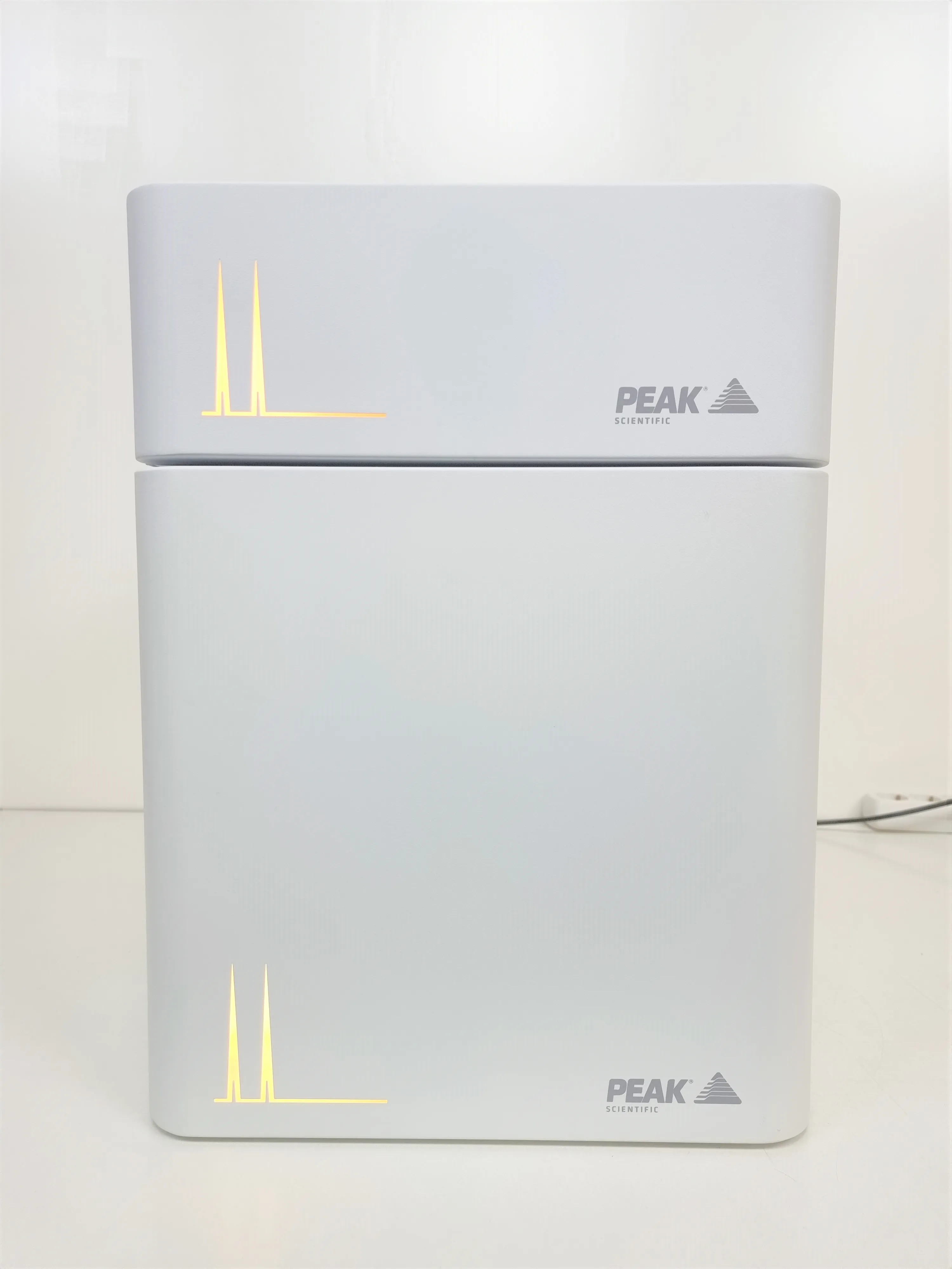 Peak Scientific Acrion N2 Nitrogen Generator & Acrion Air Compressor Gas Generator HPLC / FPLC / GC / CE