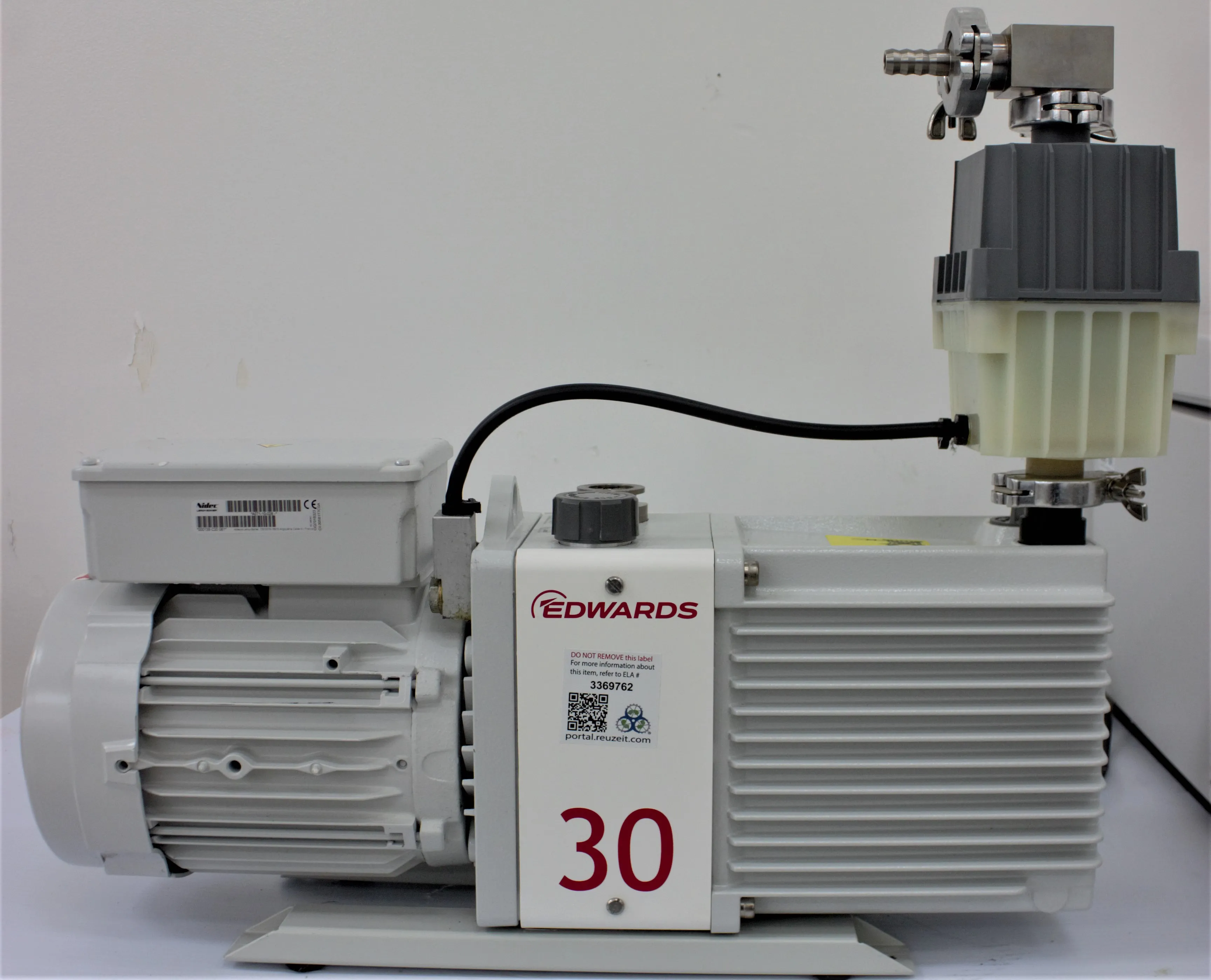 Edwards E2M30 Vacuum Pump