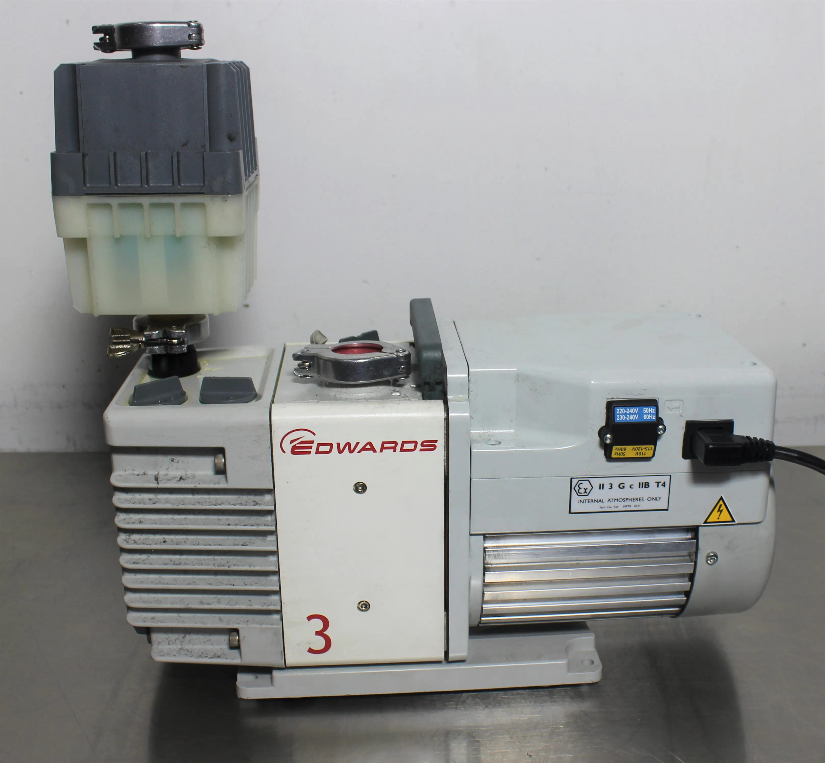 Edwards RV3 Vacuum Pump