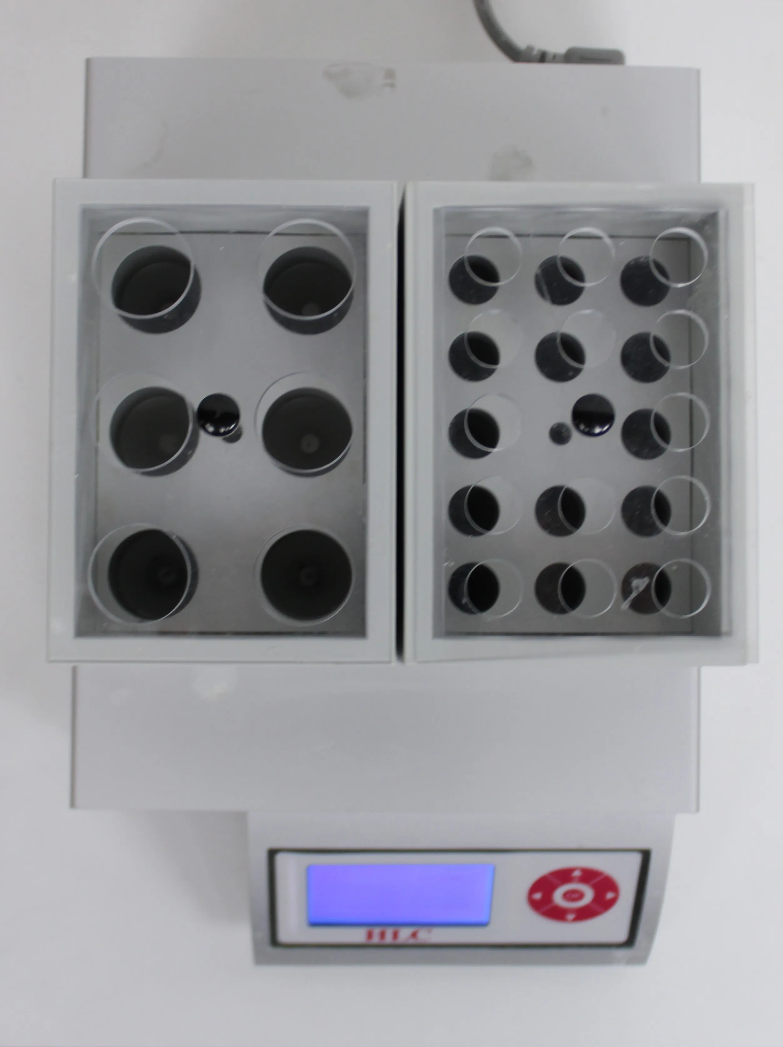 HLC BioTech Block Thermostats/TK 23 - Laboratory Equipment