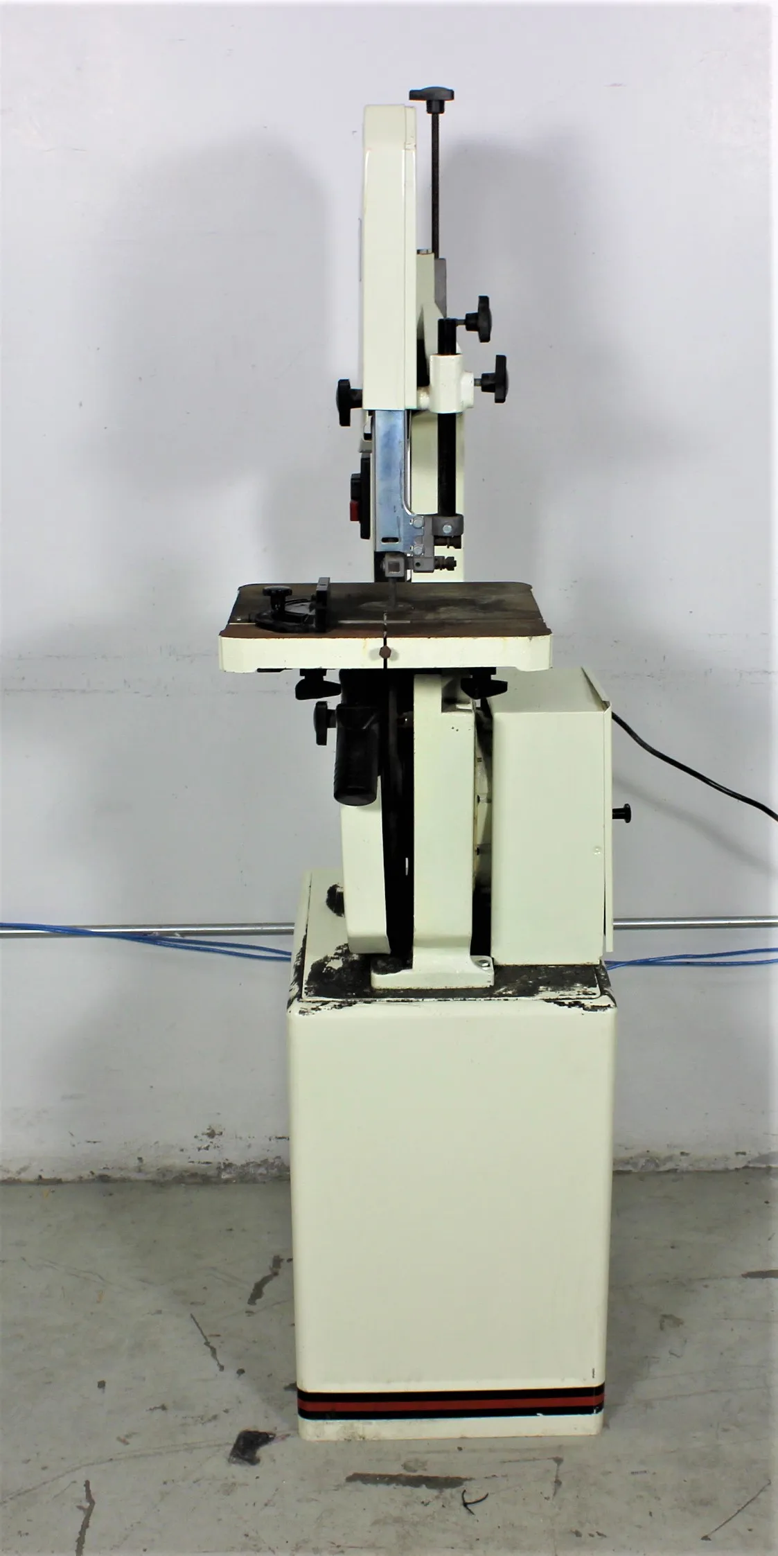 JET Wood/Metal Vertical Bandsaw J-8201K