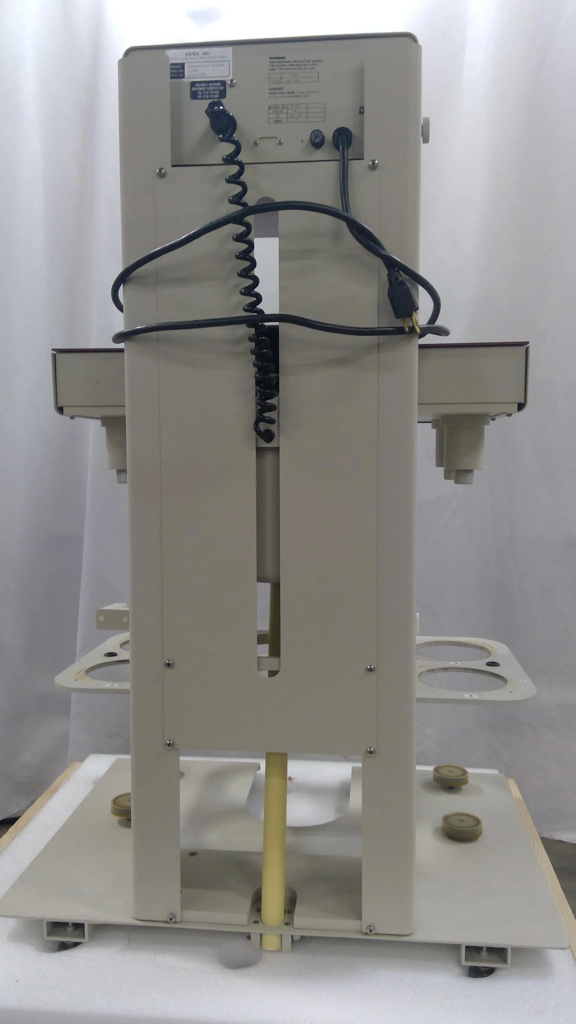 Distek Model 2100A Dissolution Test System