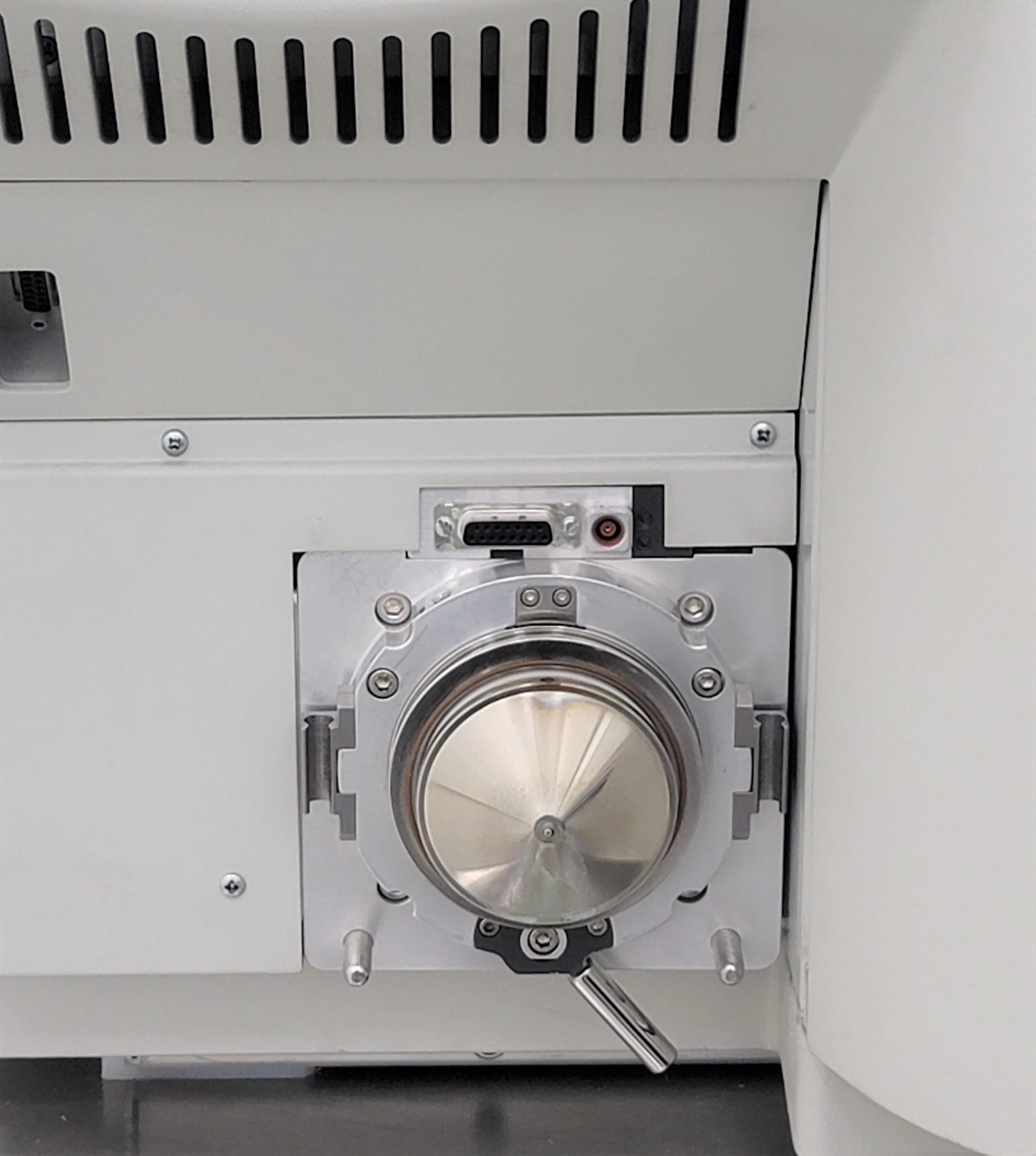 Thermo Scientific TSQ Quantum Ultra Triple Quadrupole Mass Spectrometer TQU0119