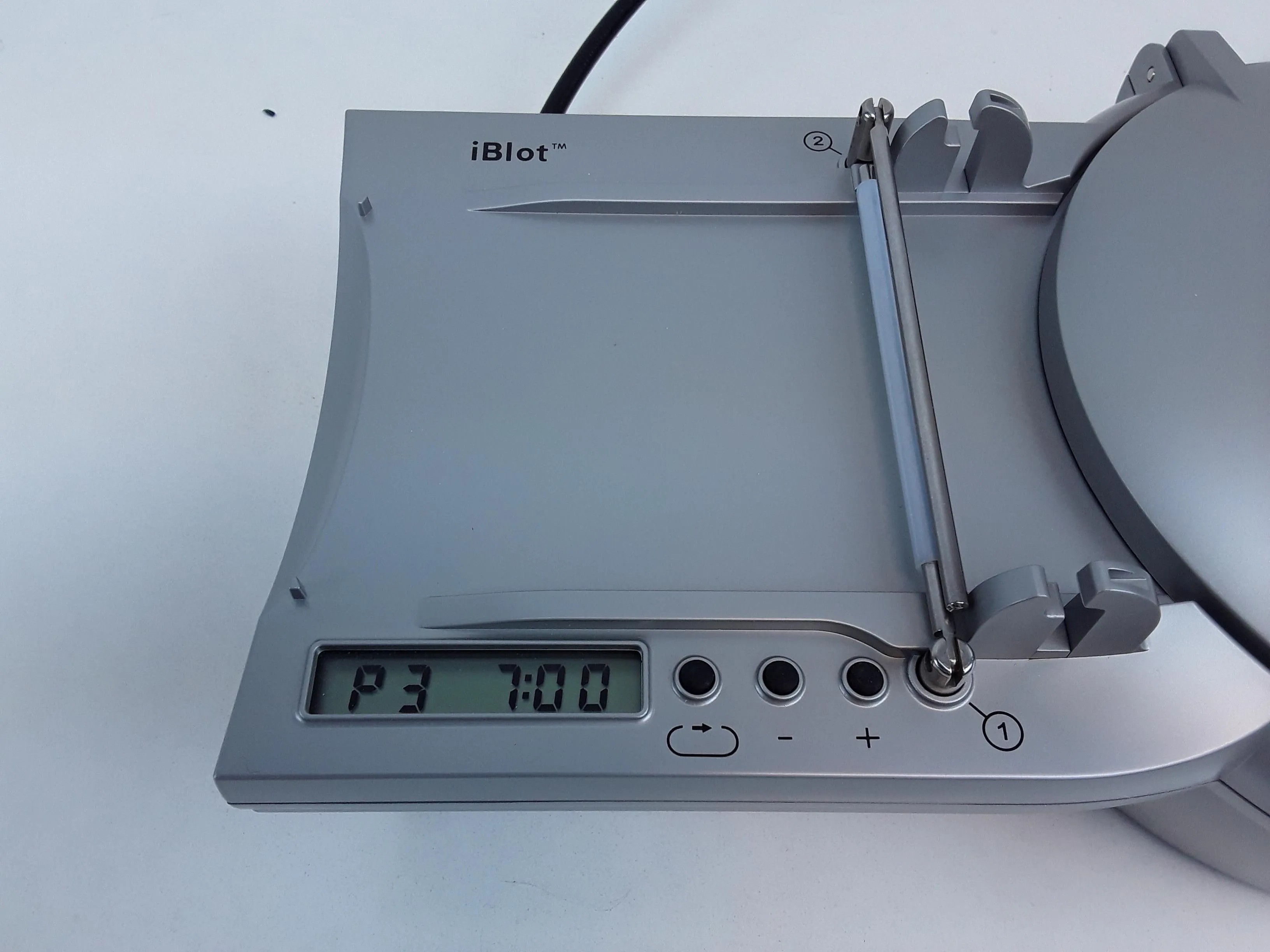 Invitrogen iBlot Gel Transfer Device