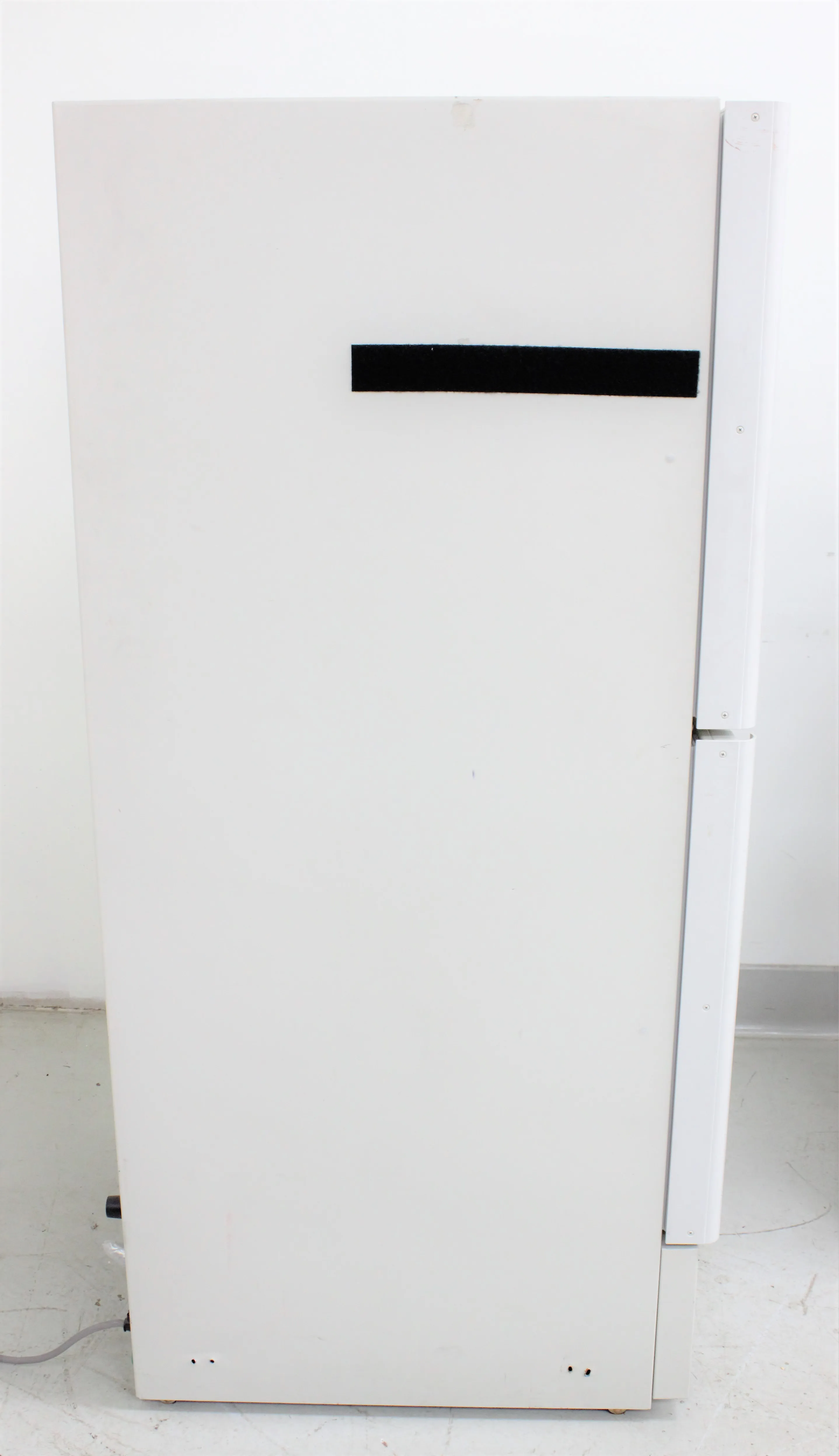 Sanyo MDF-U536 Biomedical Freezer 482 L - AS/IS - Powers on but does not get cold