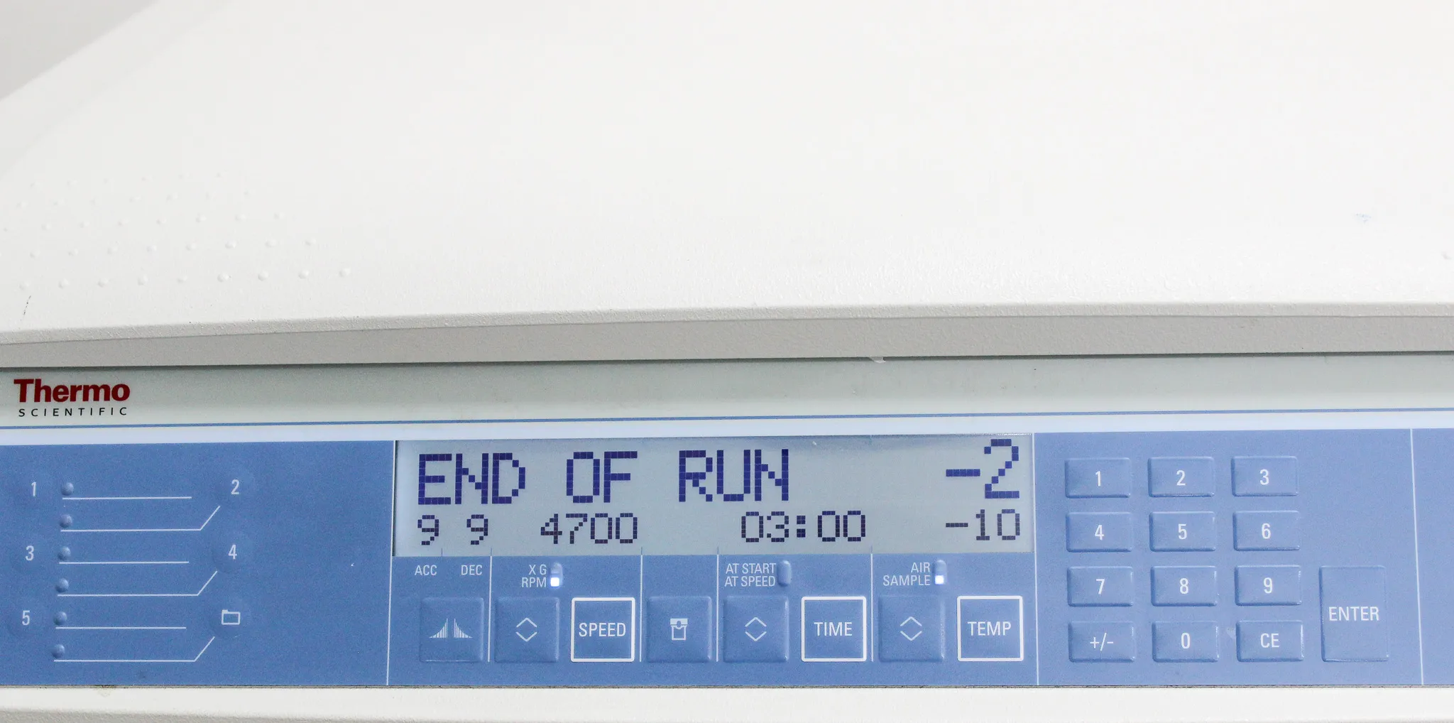 Thermo Scientific Sorvall Legend XTR Refrigerated Benchtop Centrifuge 75004521