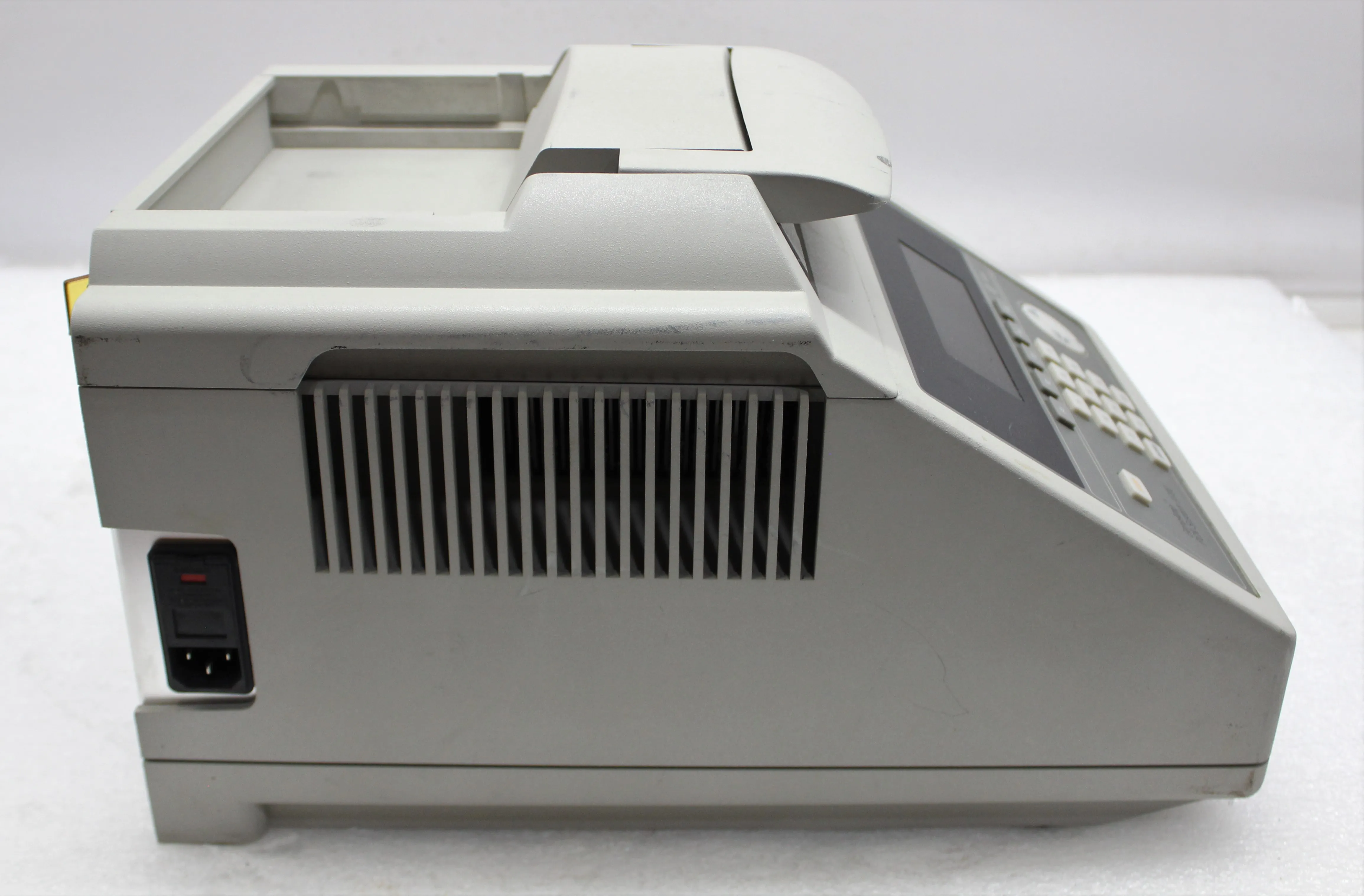 Used Applied Biosystems 9700 PCR Thermal Cycler N8050200