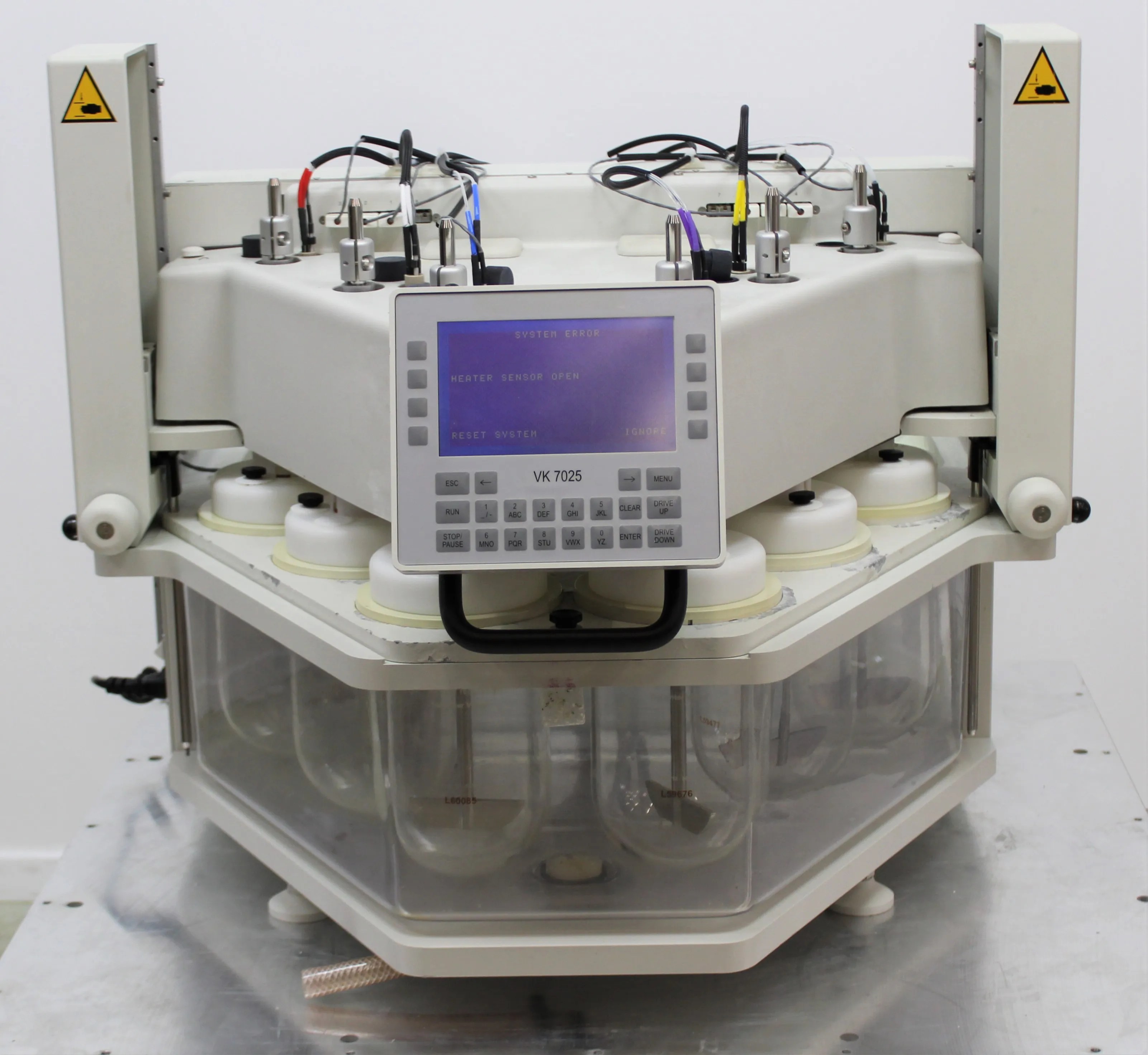 Varian VK7025 Dissolution Apparat with Dosage Delivery Module (DDM) - P/N:11-6005