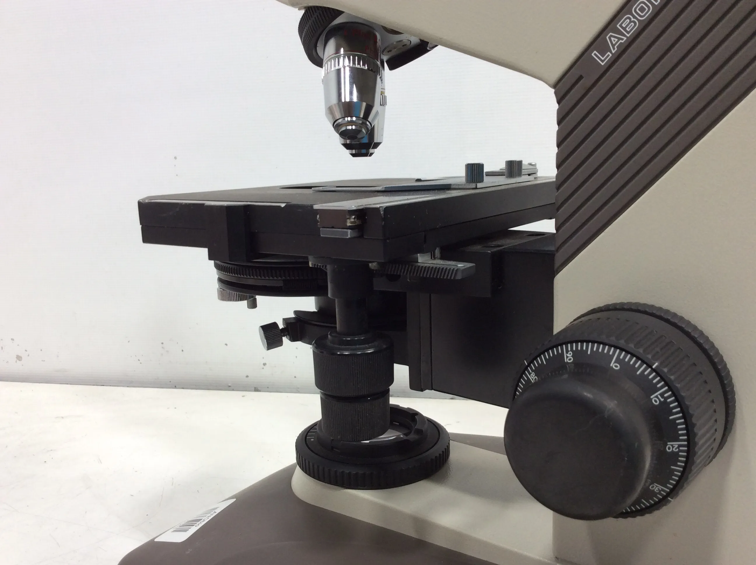 Nikon Inc Labophot-2 Microscope