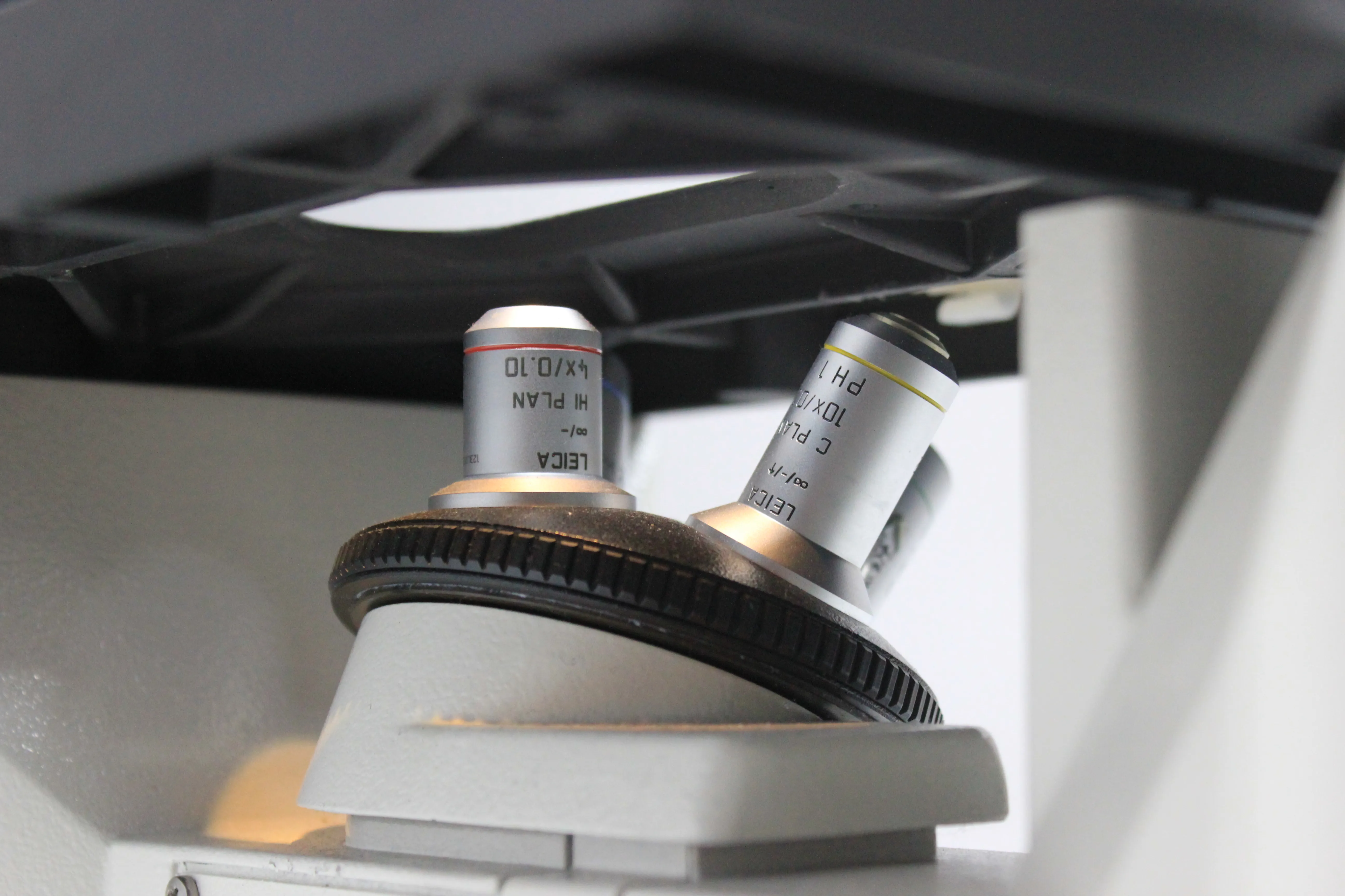 LEICA DMIL Inverted Microscope