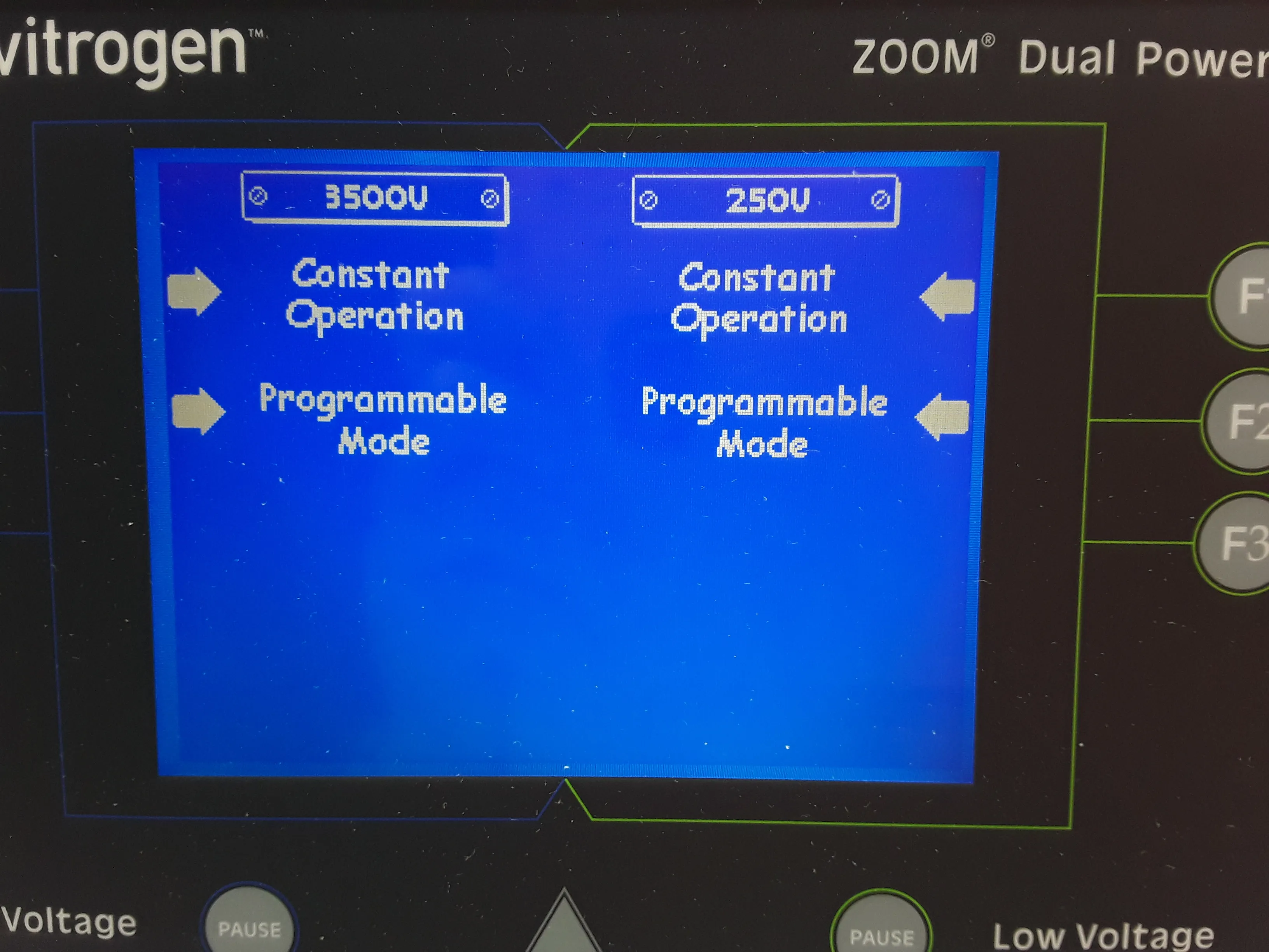 Invitrogen ZOOM Dual Power Supply - Used Class 4 - As-Is 120V/220V 50Hz/60Hz