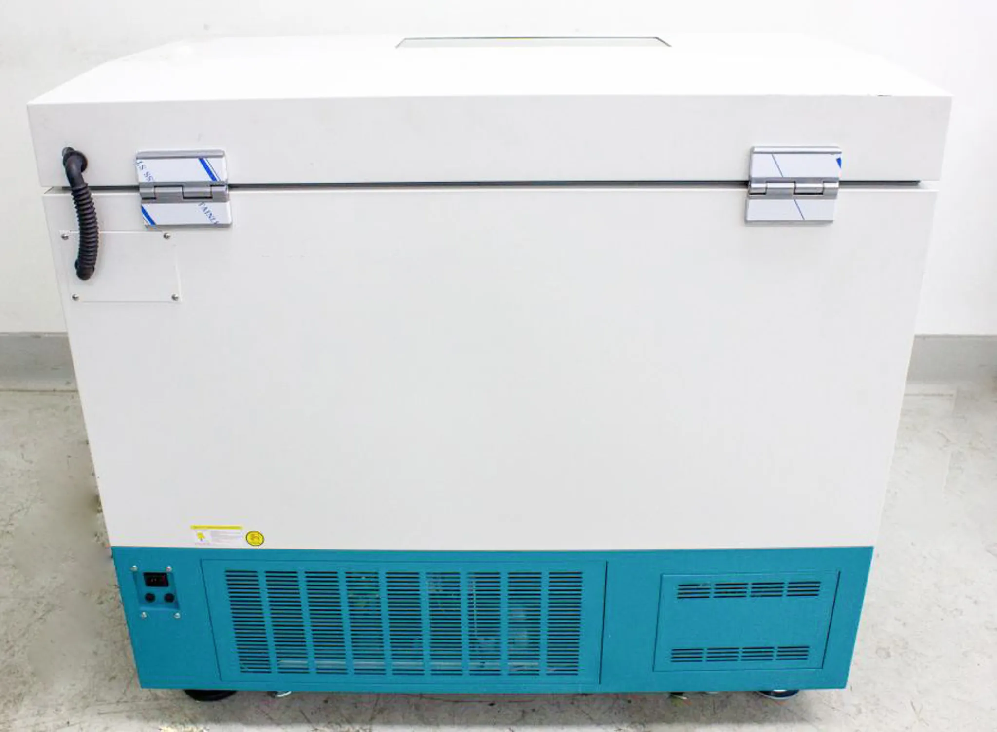 JEIO TECH Lab Companion ISF-7100R Refrigerated Incubated Shaker Floor