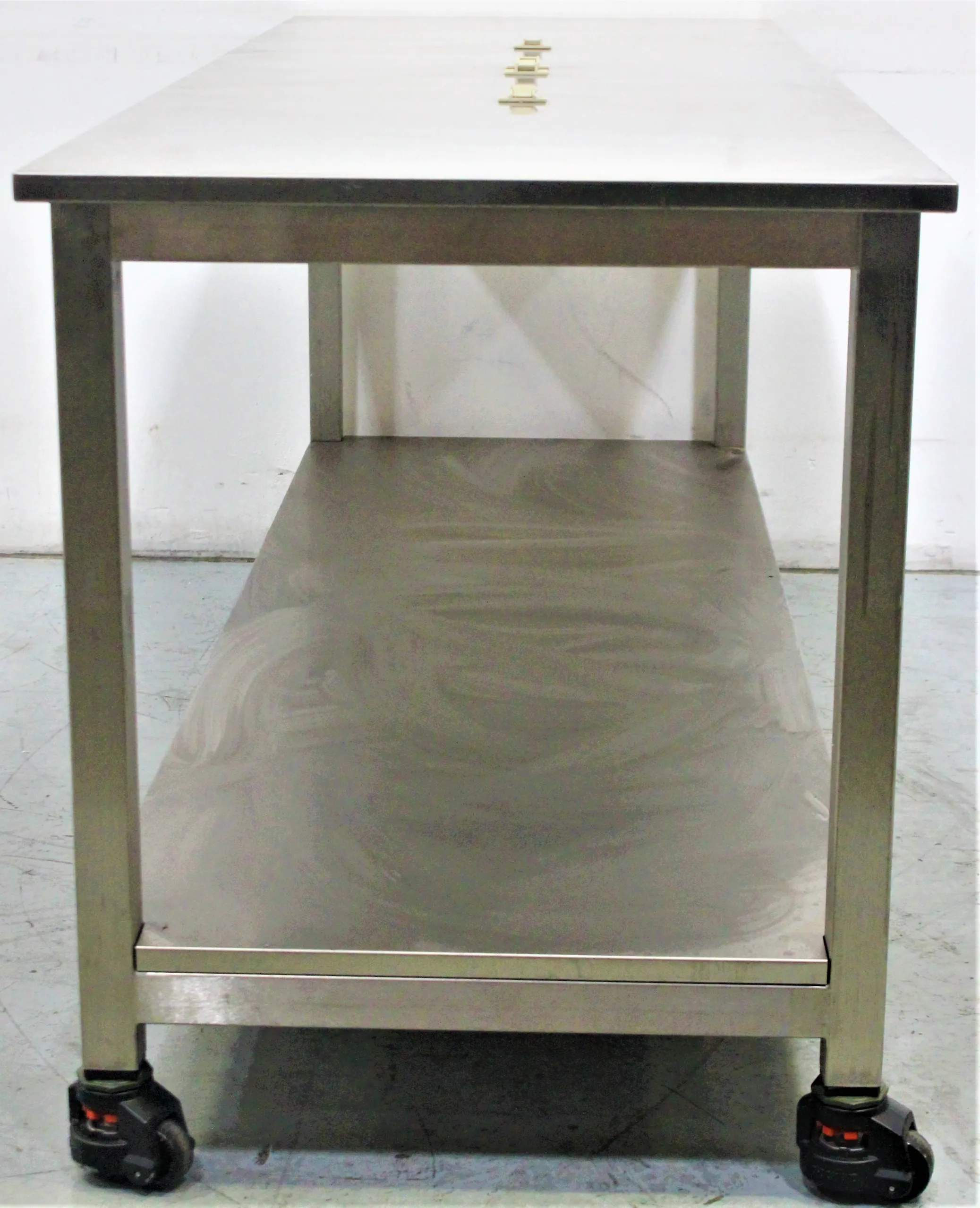 Stainless Steel Clean Room Table 30 x 84