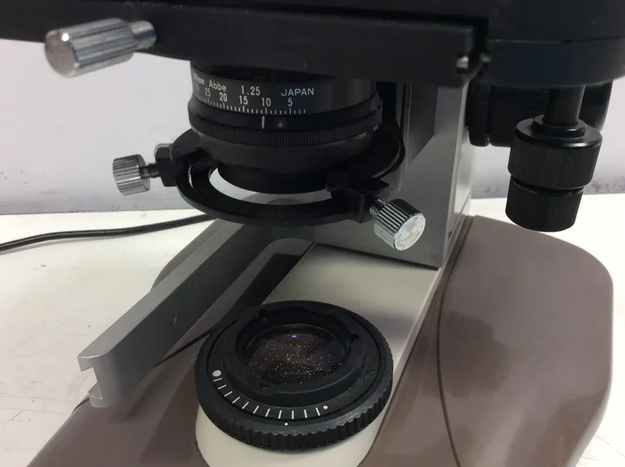 Nikon Labophot-2 Microscope with Objectives