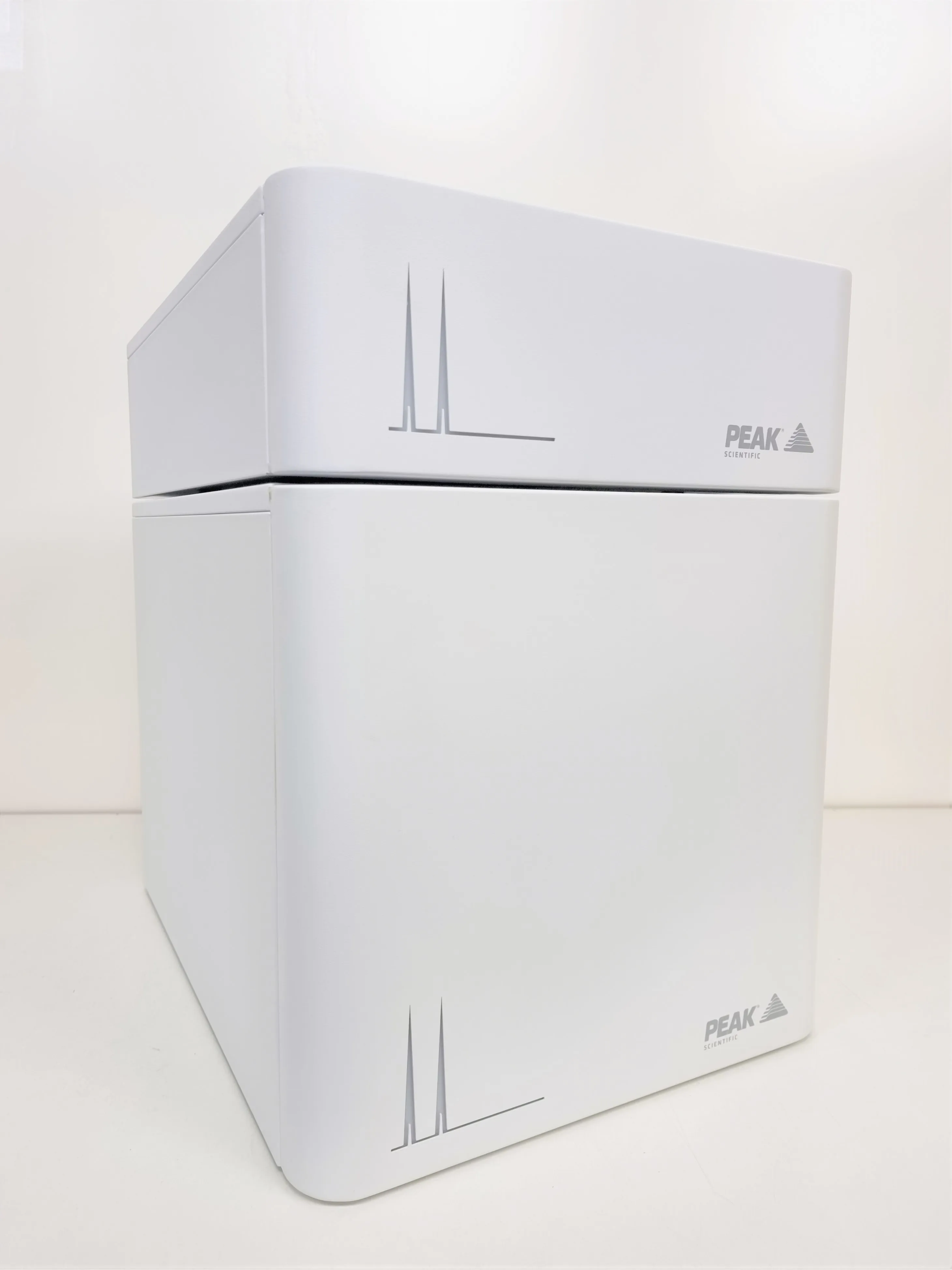 Peak Scientific Acrion N2 Nitrogen Generator & Acrion Air Compressor Gas Generator HPLC / FPLC / GC / CE