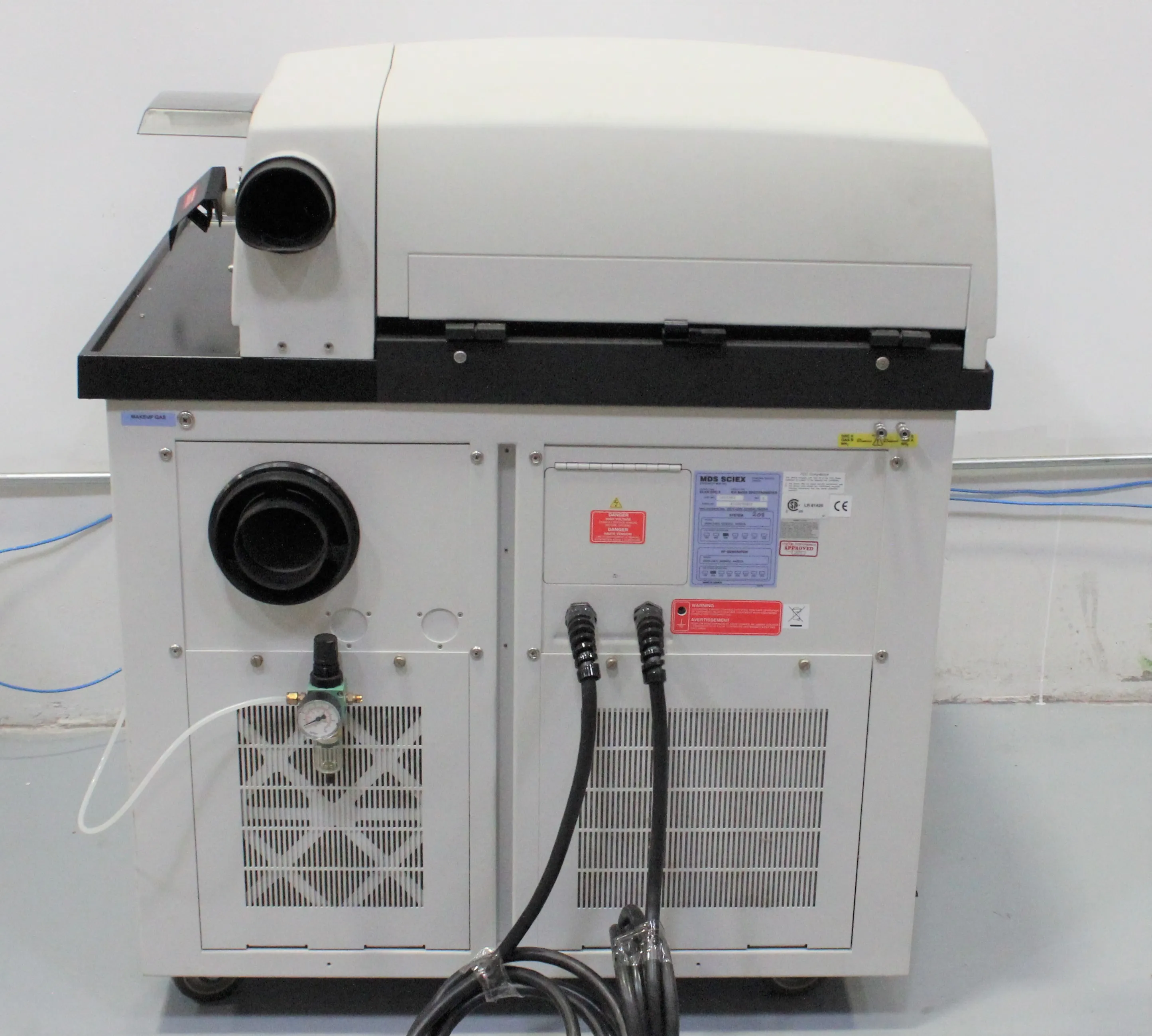 Perkin Elmer Elan DRC II Mass Spectrometer