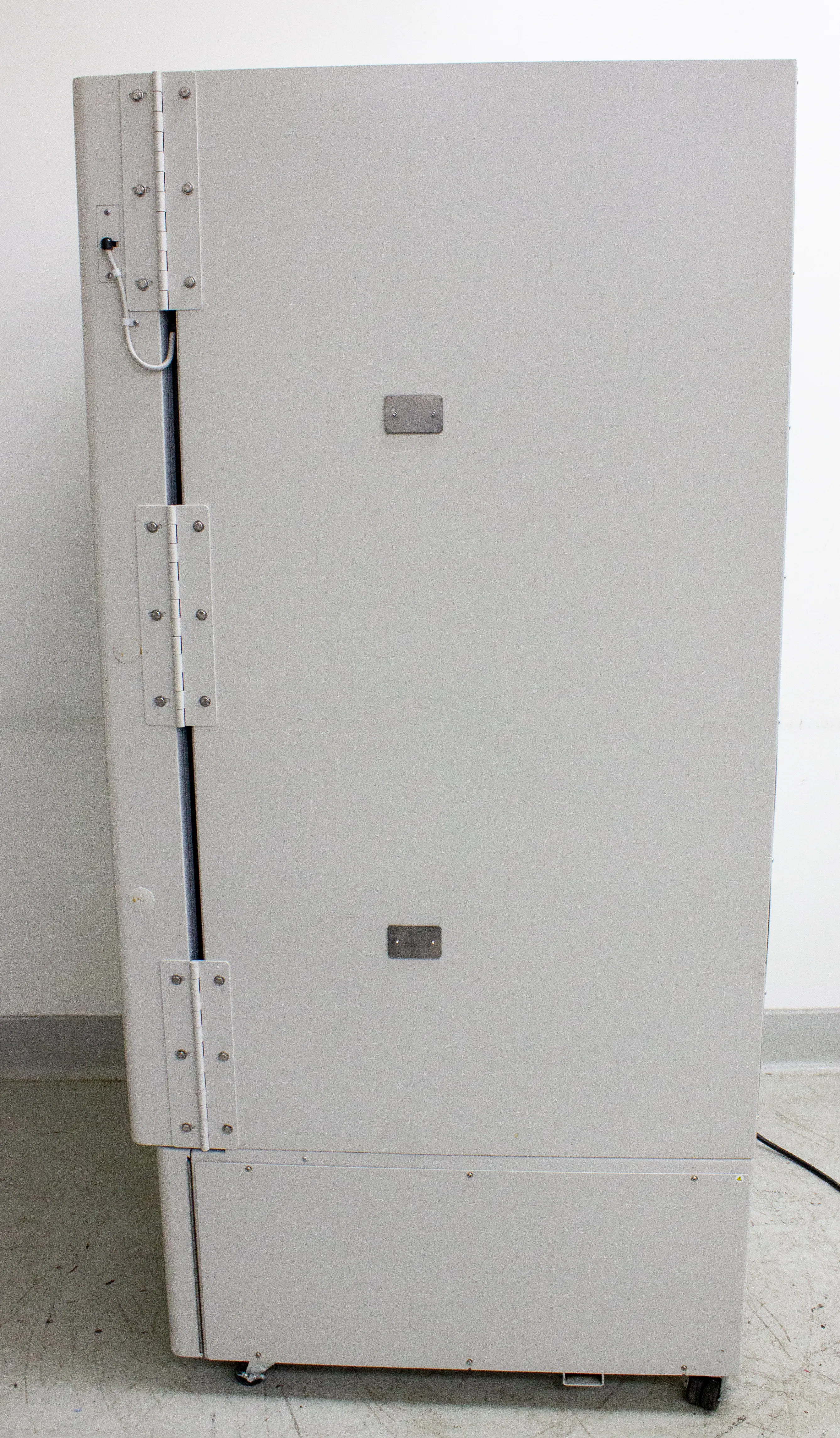 Thermo Forma 900 Series -86C Upright Ultra-Low Temperature Freezer Model 956