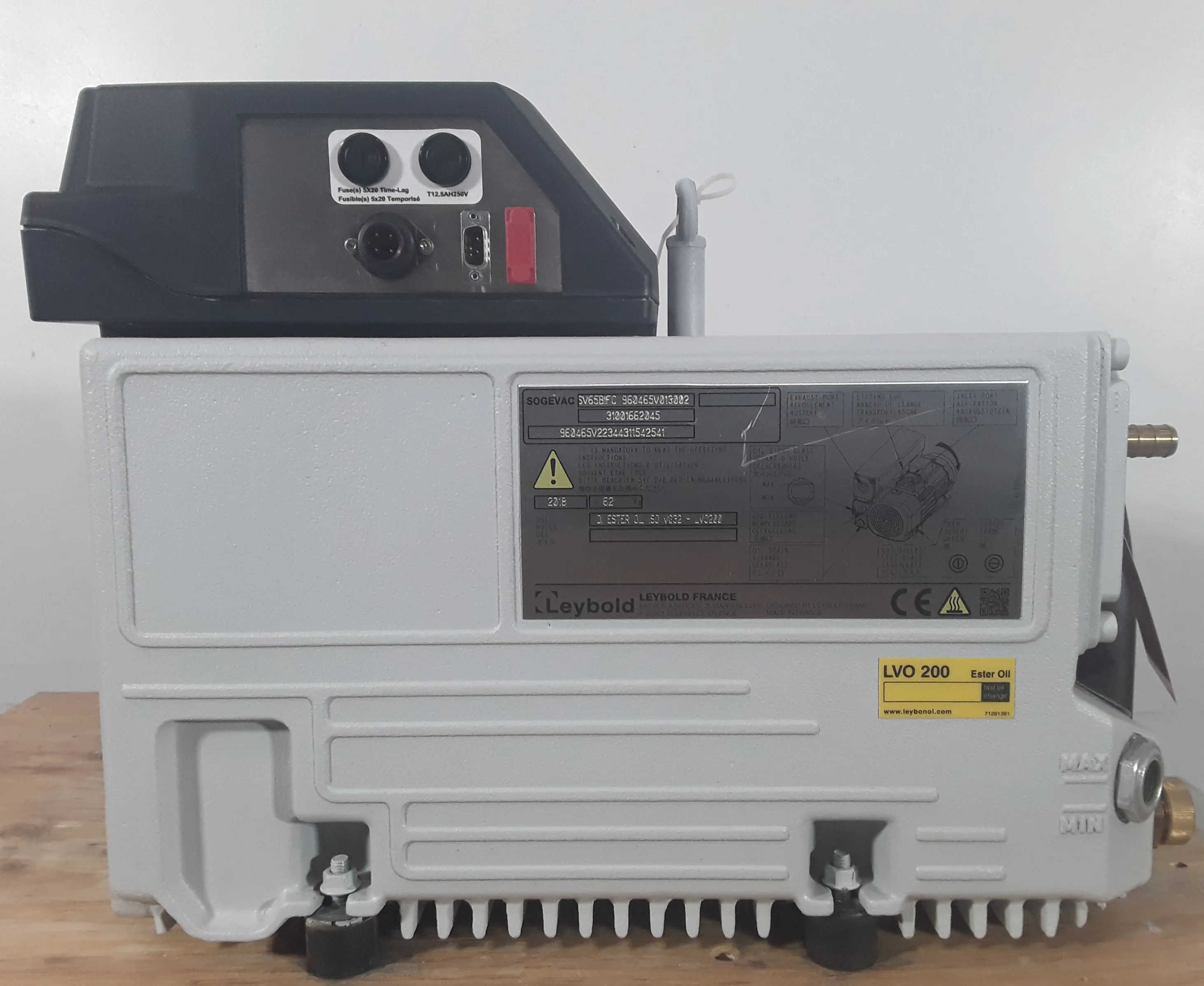 Leybold Sogevac SV65 BI FC Vacuum Pump 240V