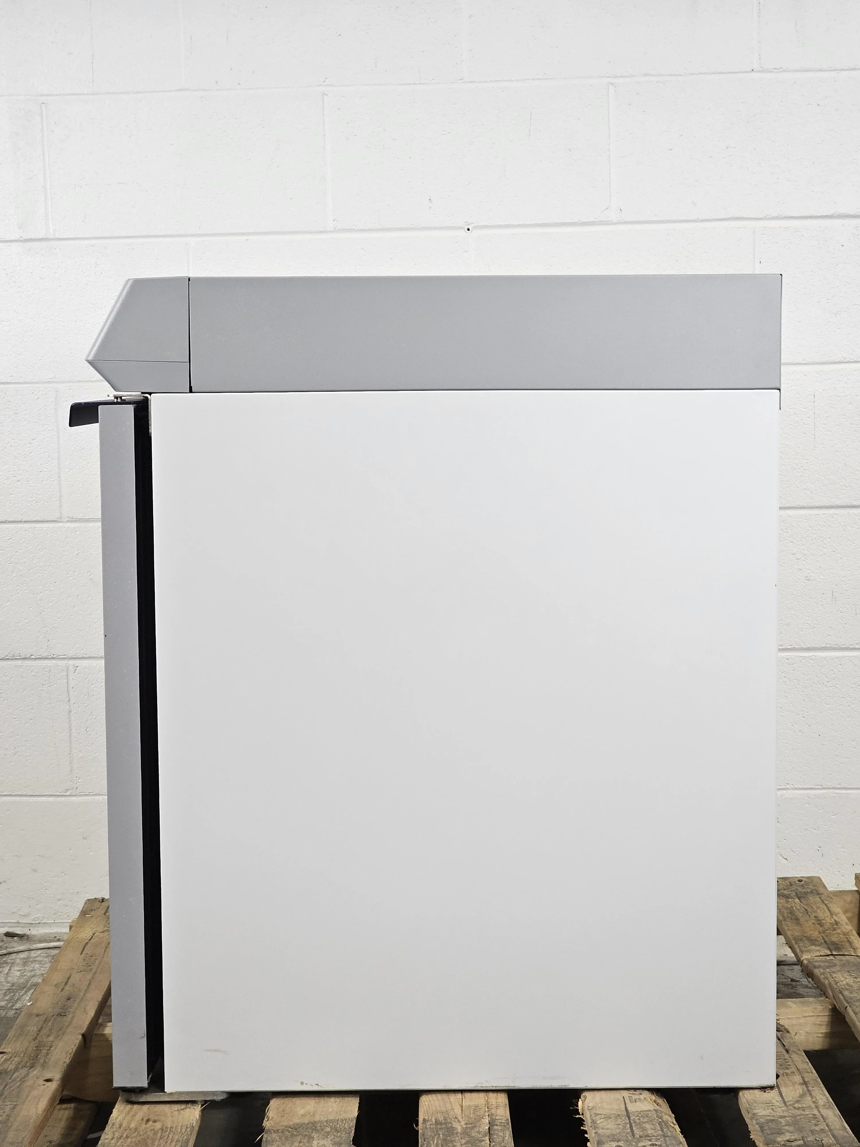 Thermo Scientific TSX505SA Undercounter Refrigerator