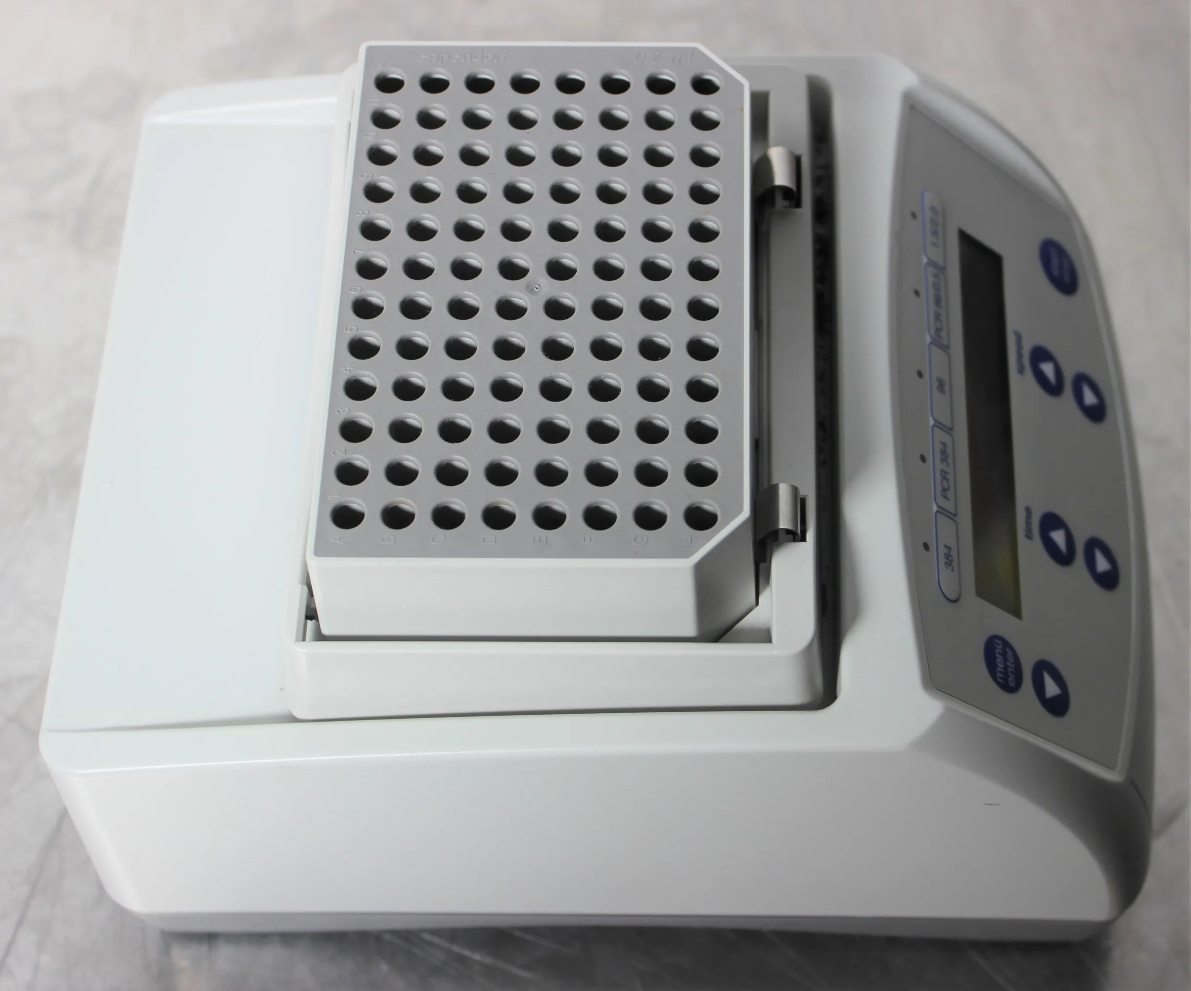 Eppendorf MixMate PCR 96 Microplate Shaker