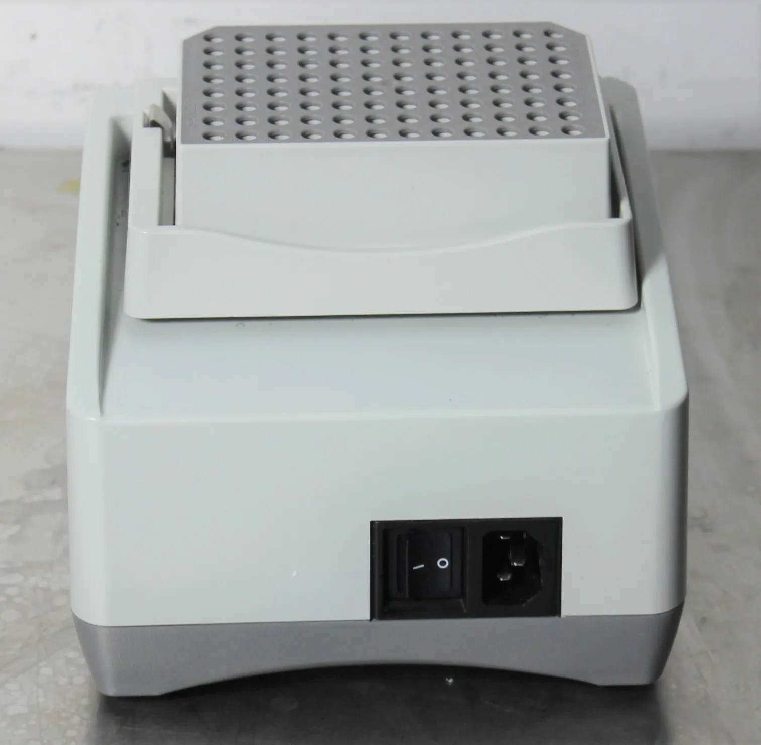 Eppendorf MixMate PCR 96 Microplate Shaker