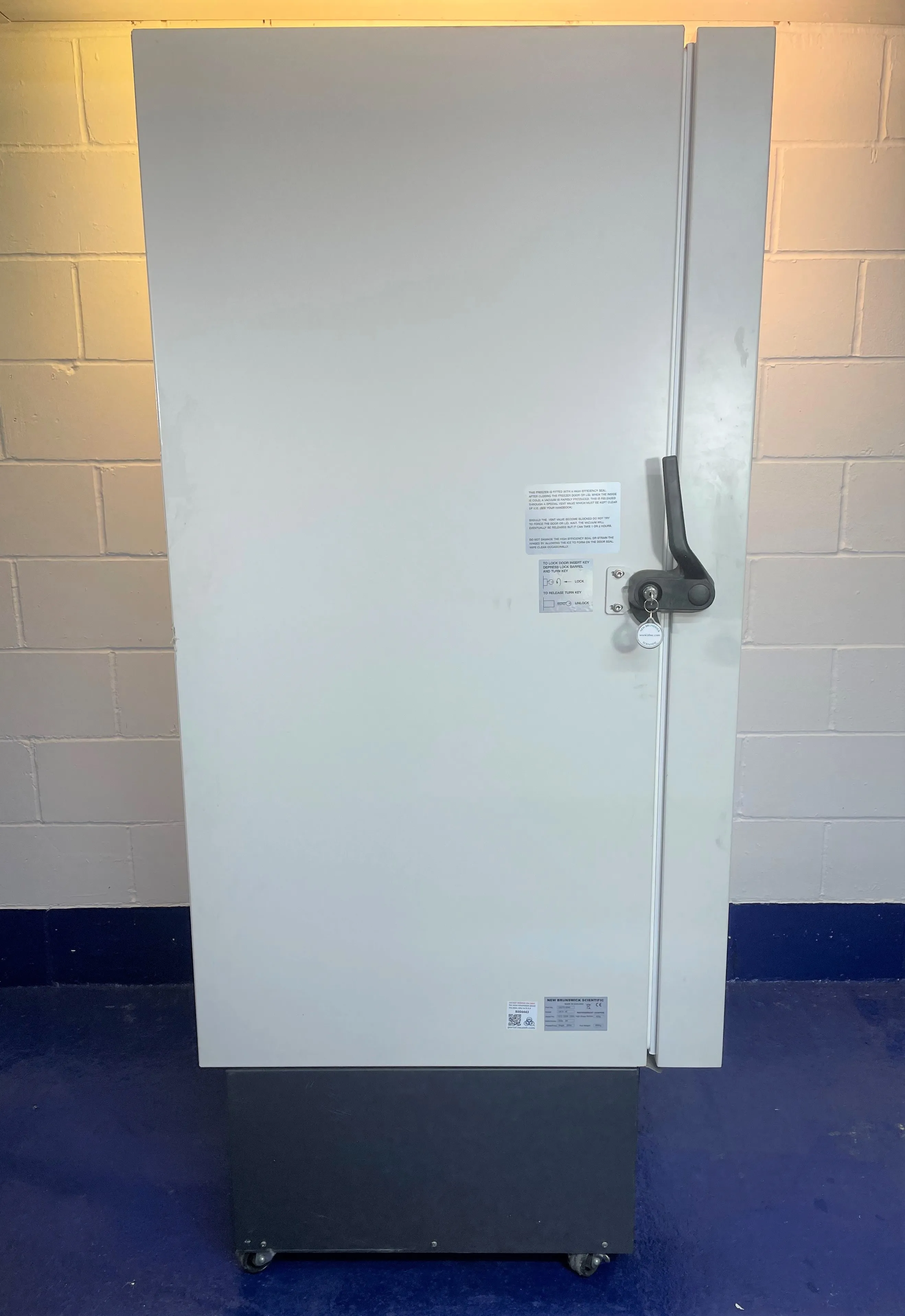 Used New Brunswick Ultra Low Temp Freezer U570