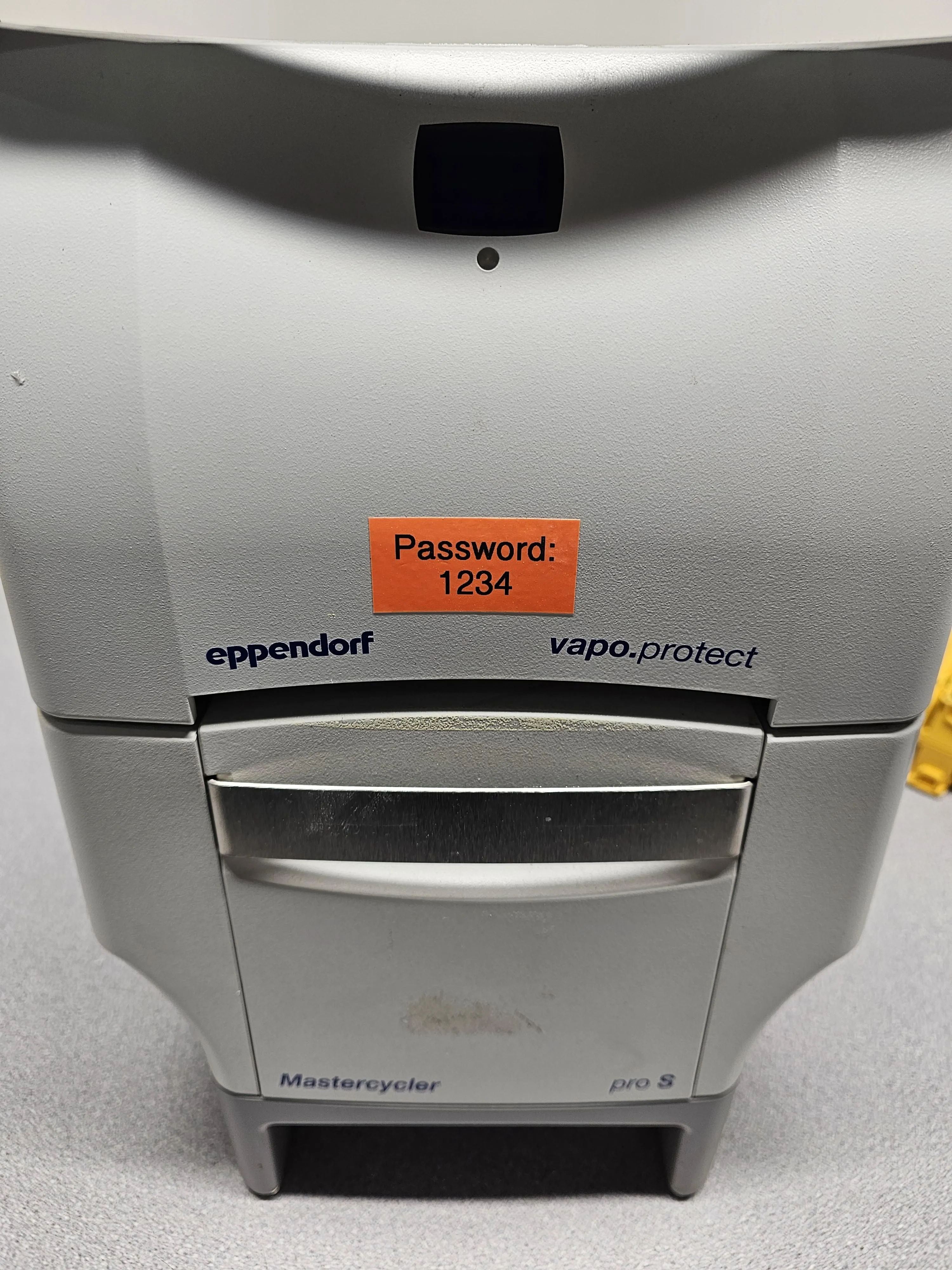 Used Eppendorf AG Mastercycler Pro S 6325 PCR System